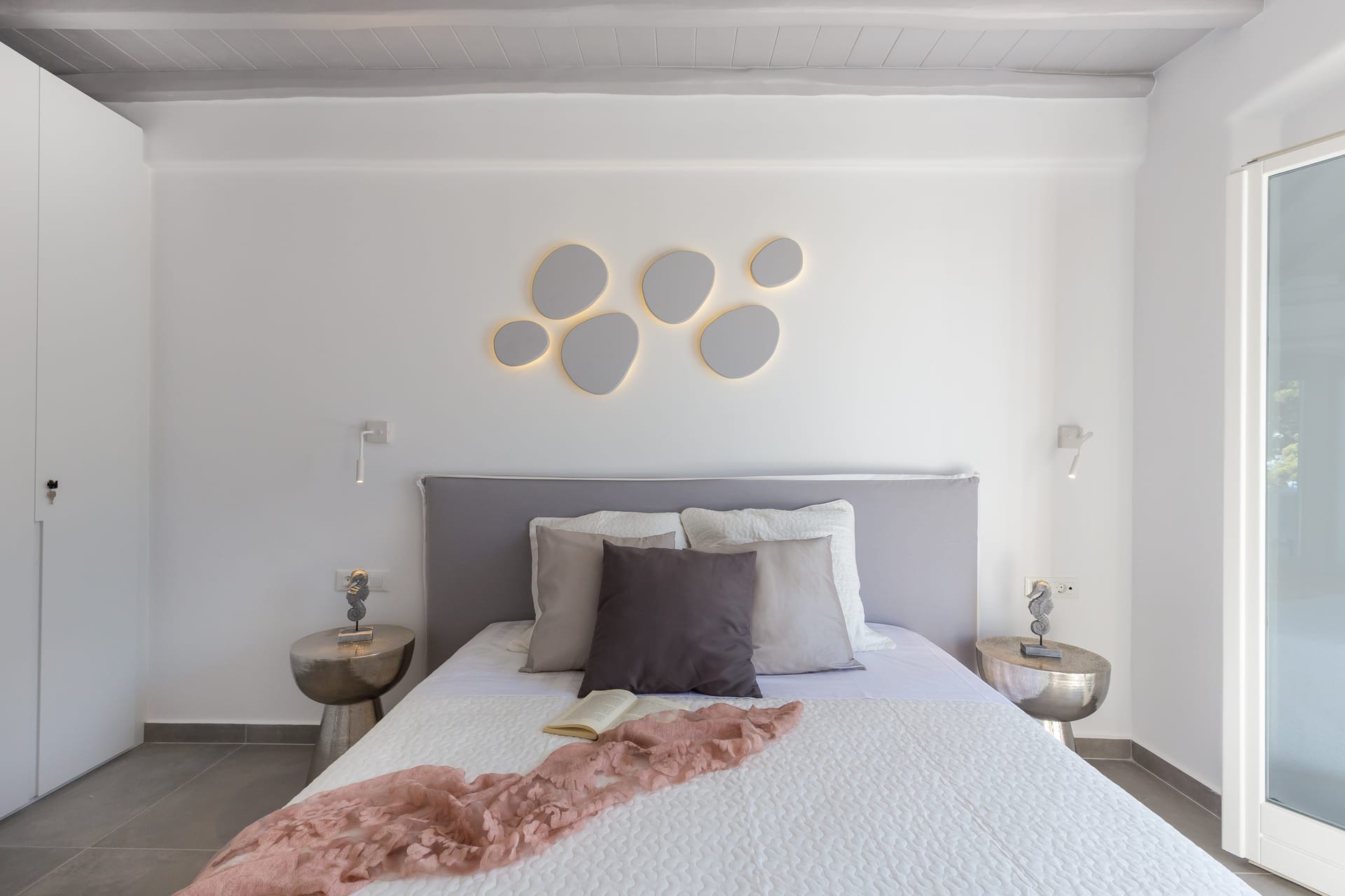 Mykonos Best - ILIANA - 36