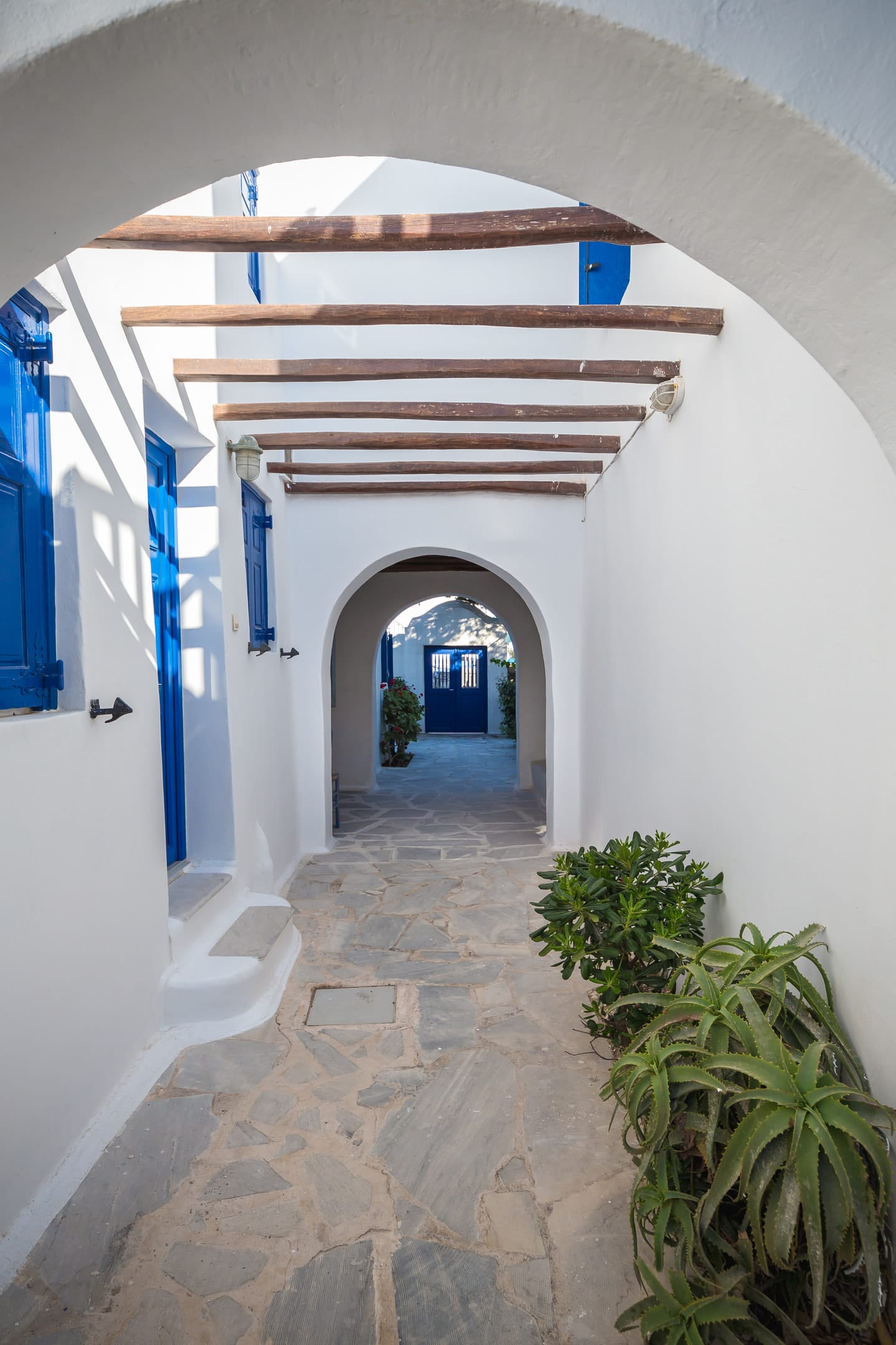 Mykonos Best - ILIANA - 44