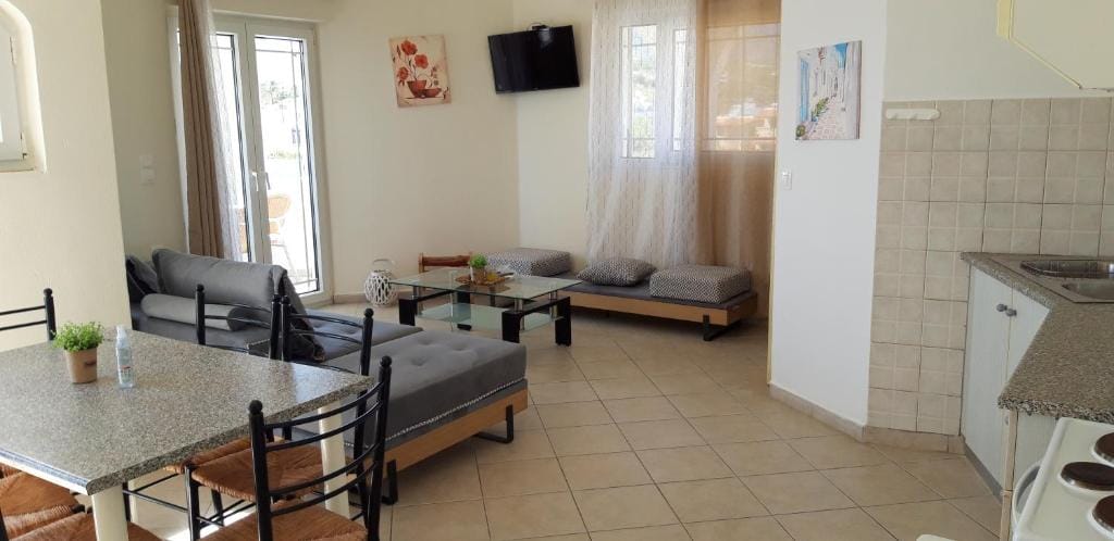 Ikaros Studio Apartment | Sea & Mountain View | [30 m²]