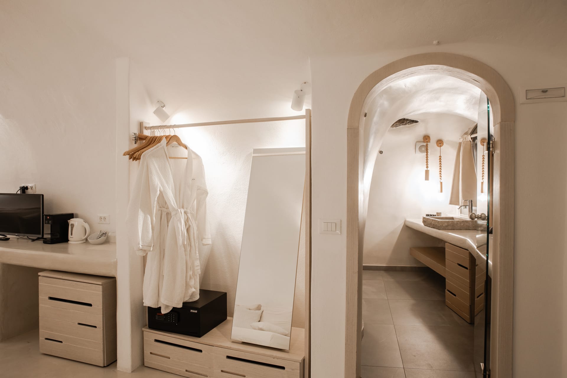 Aperto Suites – Adults Only - HONEY - 9