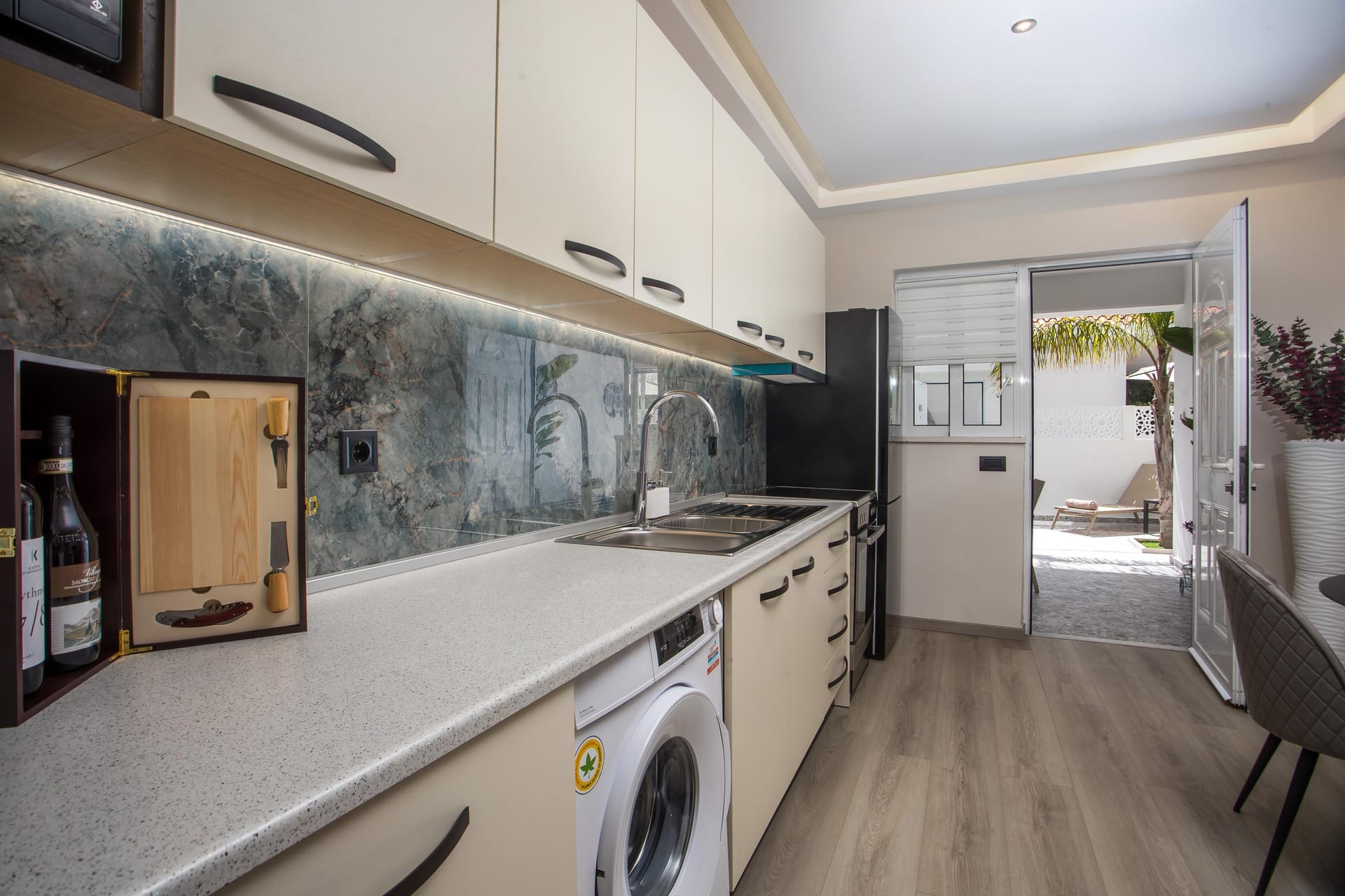JnS Premium Stay - APARTM - 10