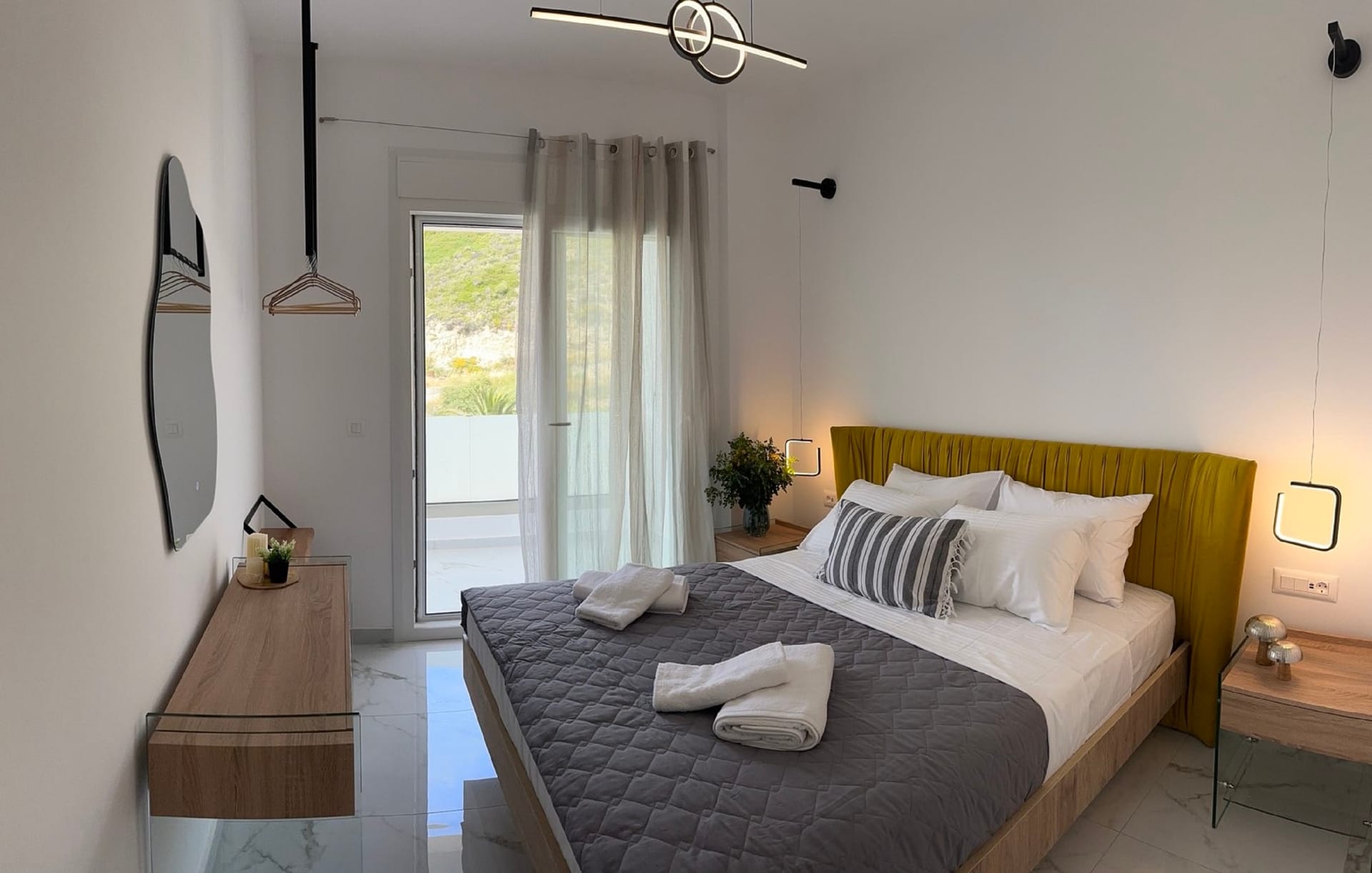 Sunny Garden Apartments 2