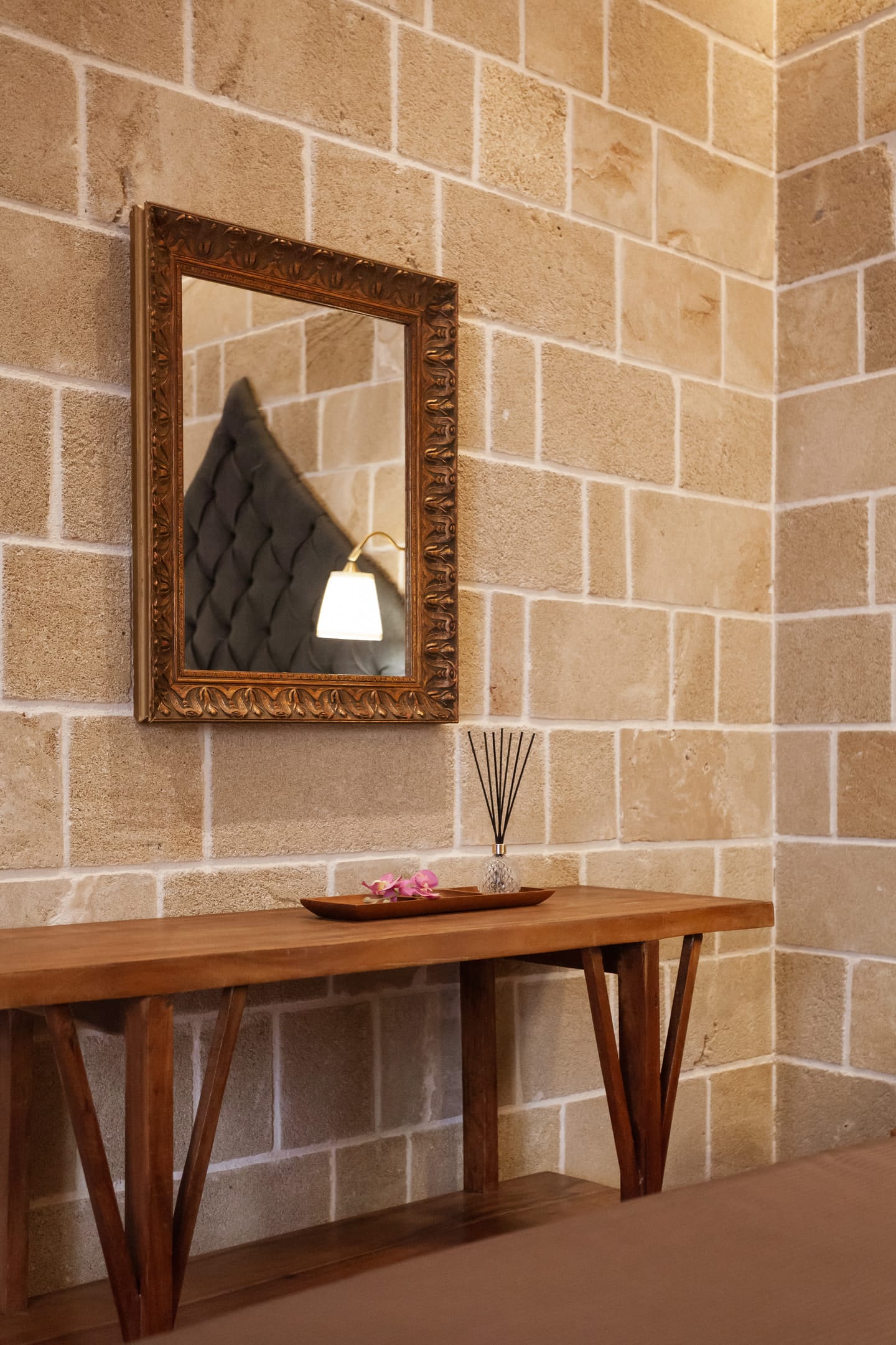 Utopia Luxury Suites  | Old Town - QST - 4