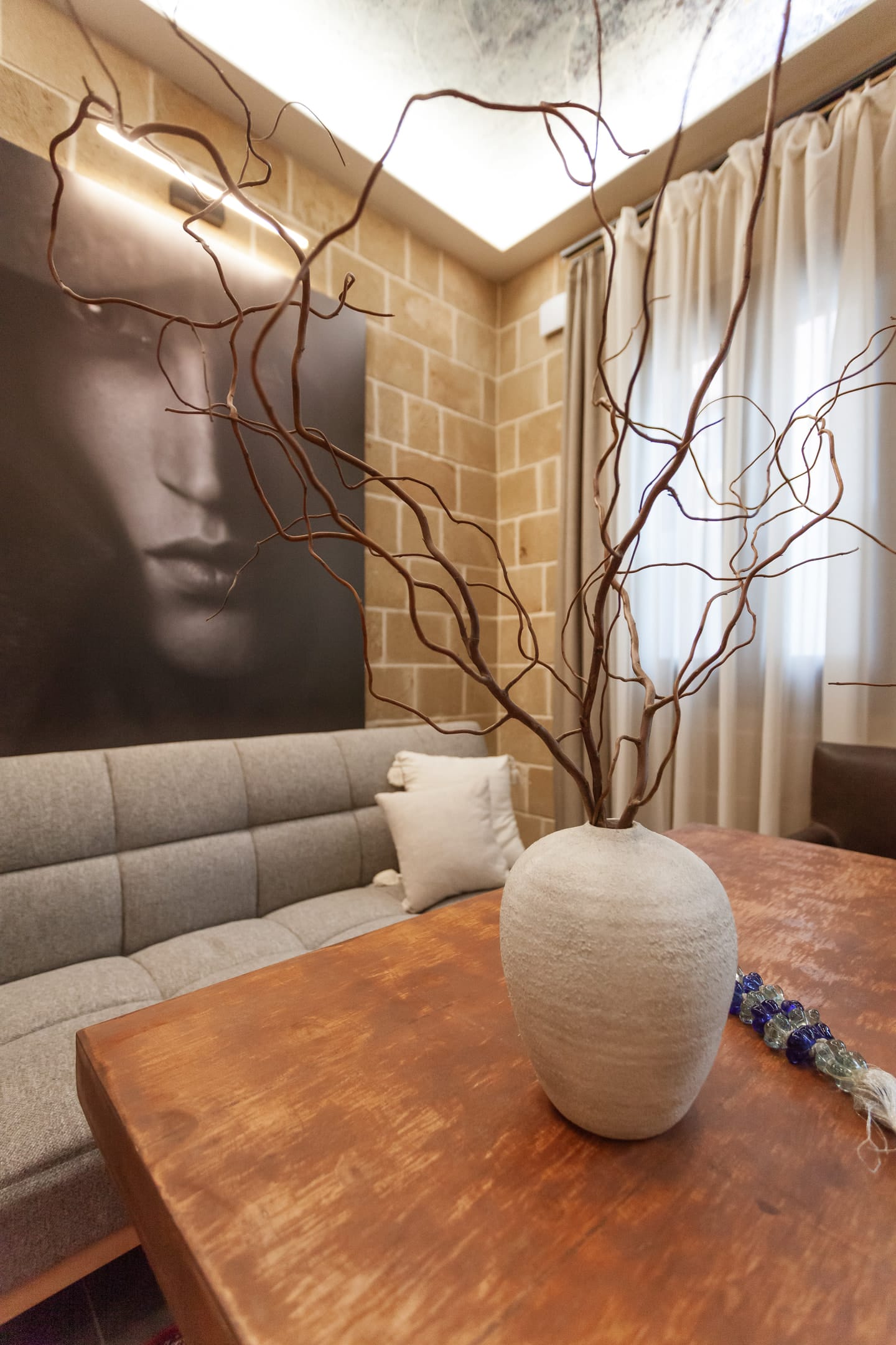 Utopia Luxury Suites  | Old Town - QST - 17