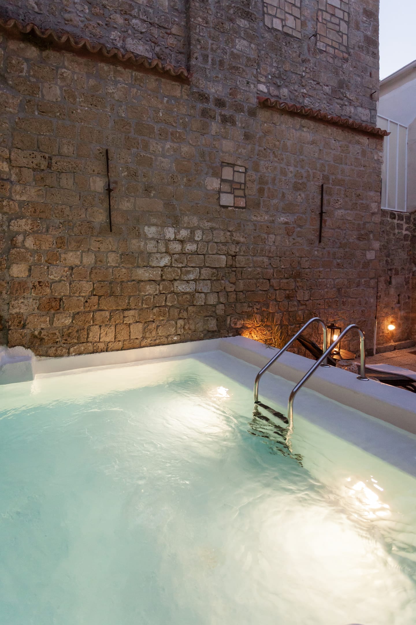 Utopia Luxury Suites  | Old Town - SPP - 10