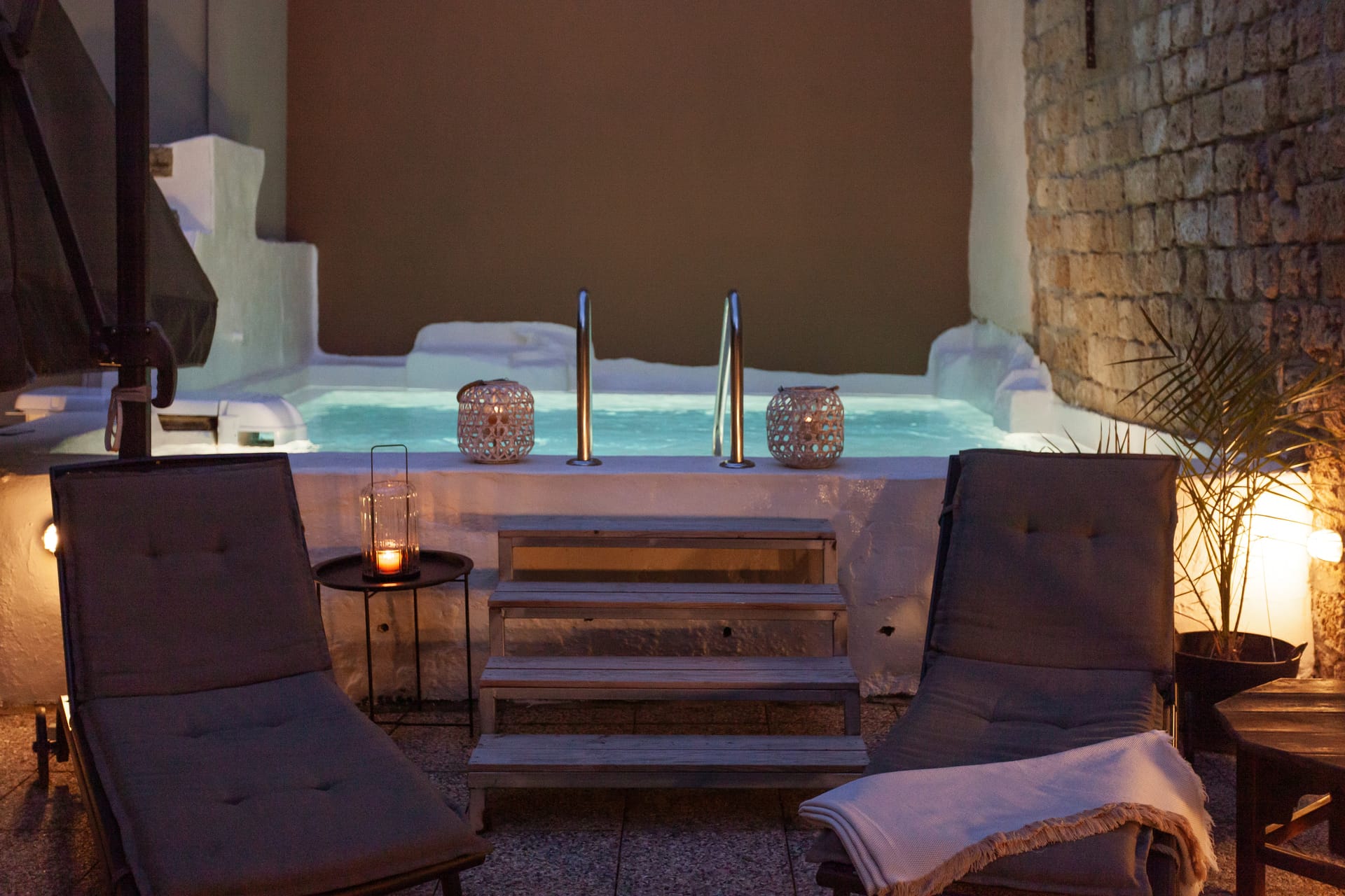 Utopia Luxury Suites  | Old Town - SPP - 15