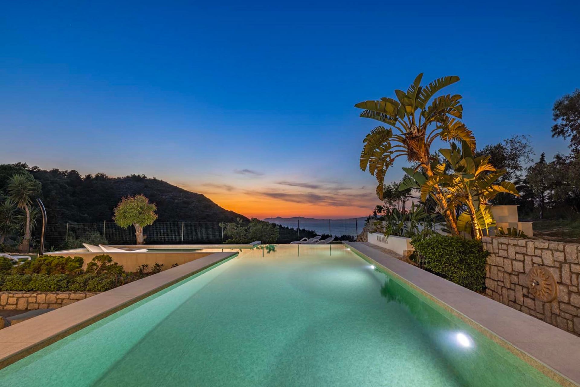 Adamas Villa Rhodes