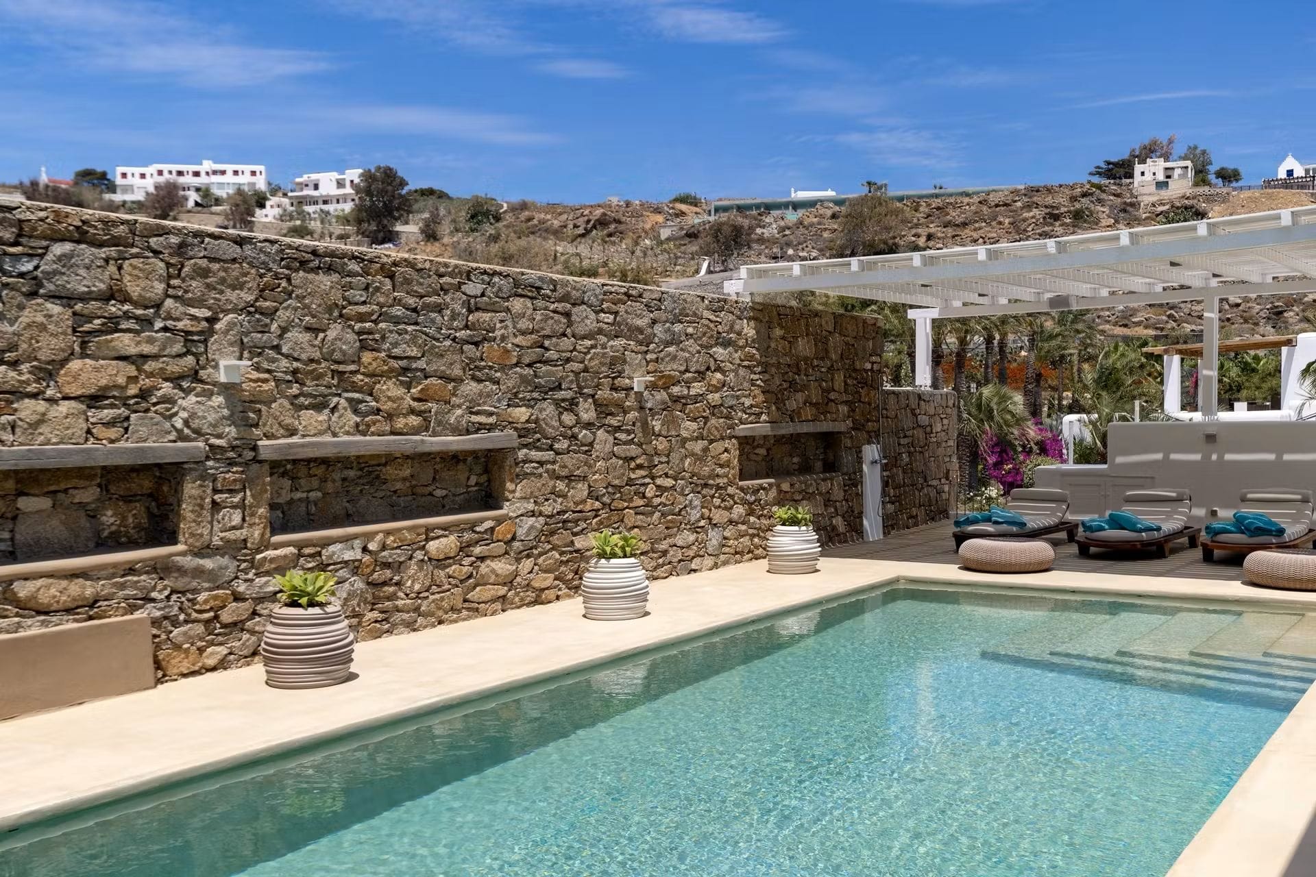 Diplomatic Villa 9 Bedrooms with Private Pool
