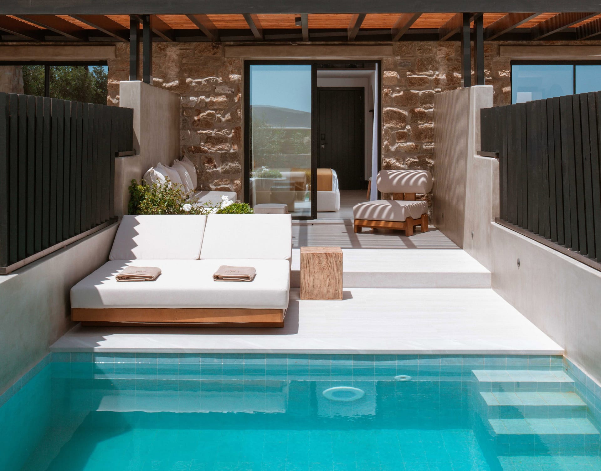 Deluxe Suite with Private Pool