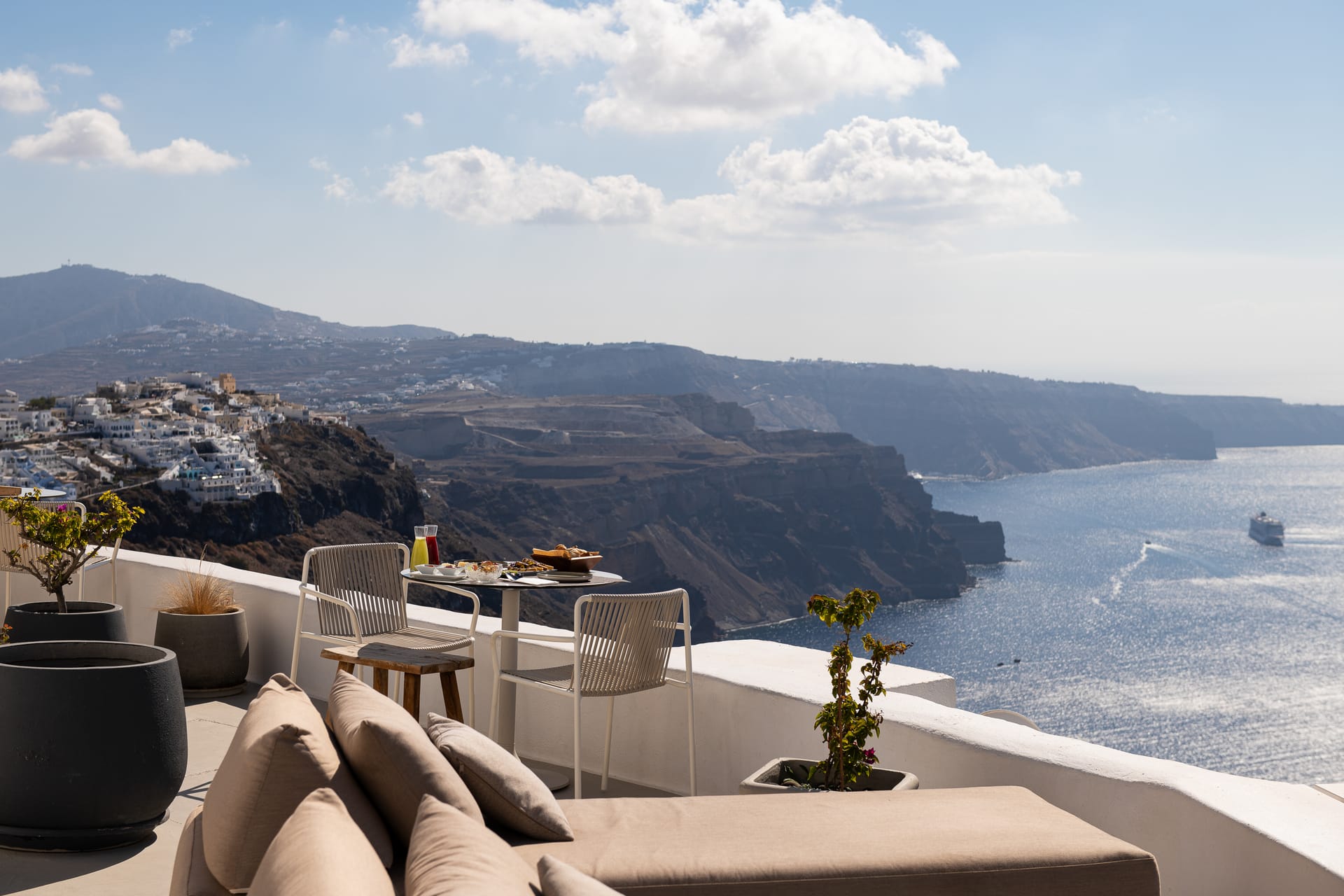 Deluxe Room with Sea View