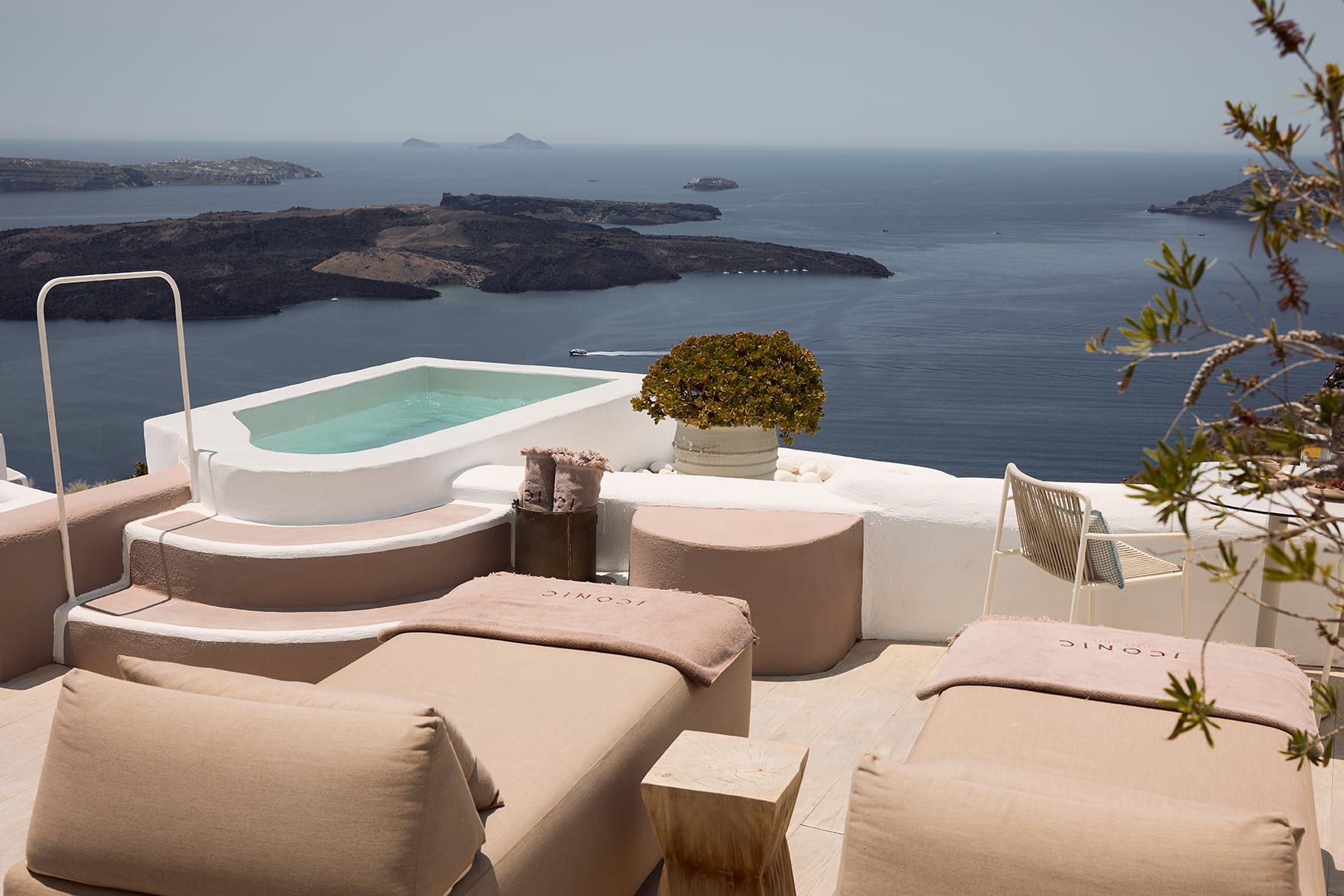 Iconic Santorini a boutique cave hotel - CAV - 7