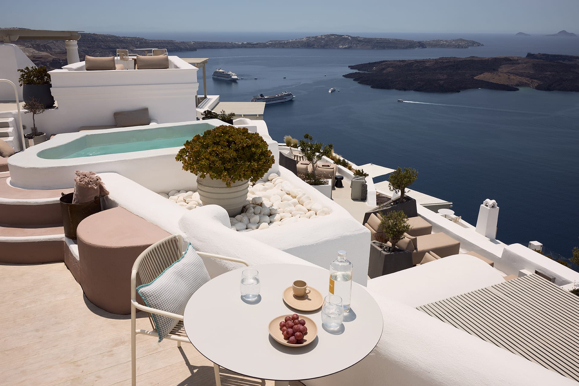 Iconic Santorini a boutique cave hotel - CAV - 10