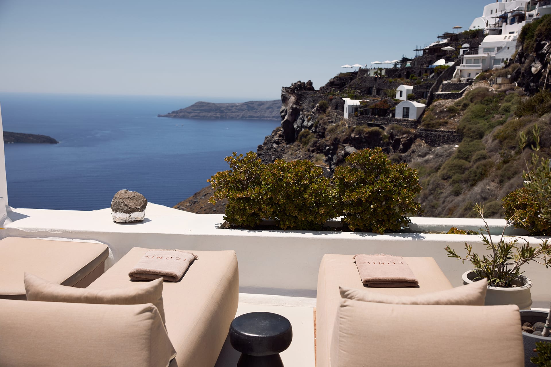 Classic Cave Room Sea View