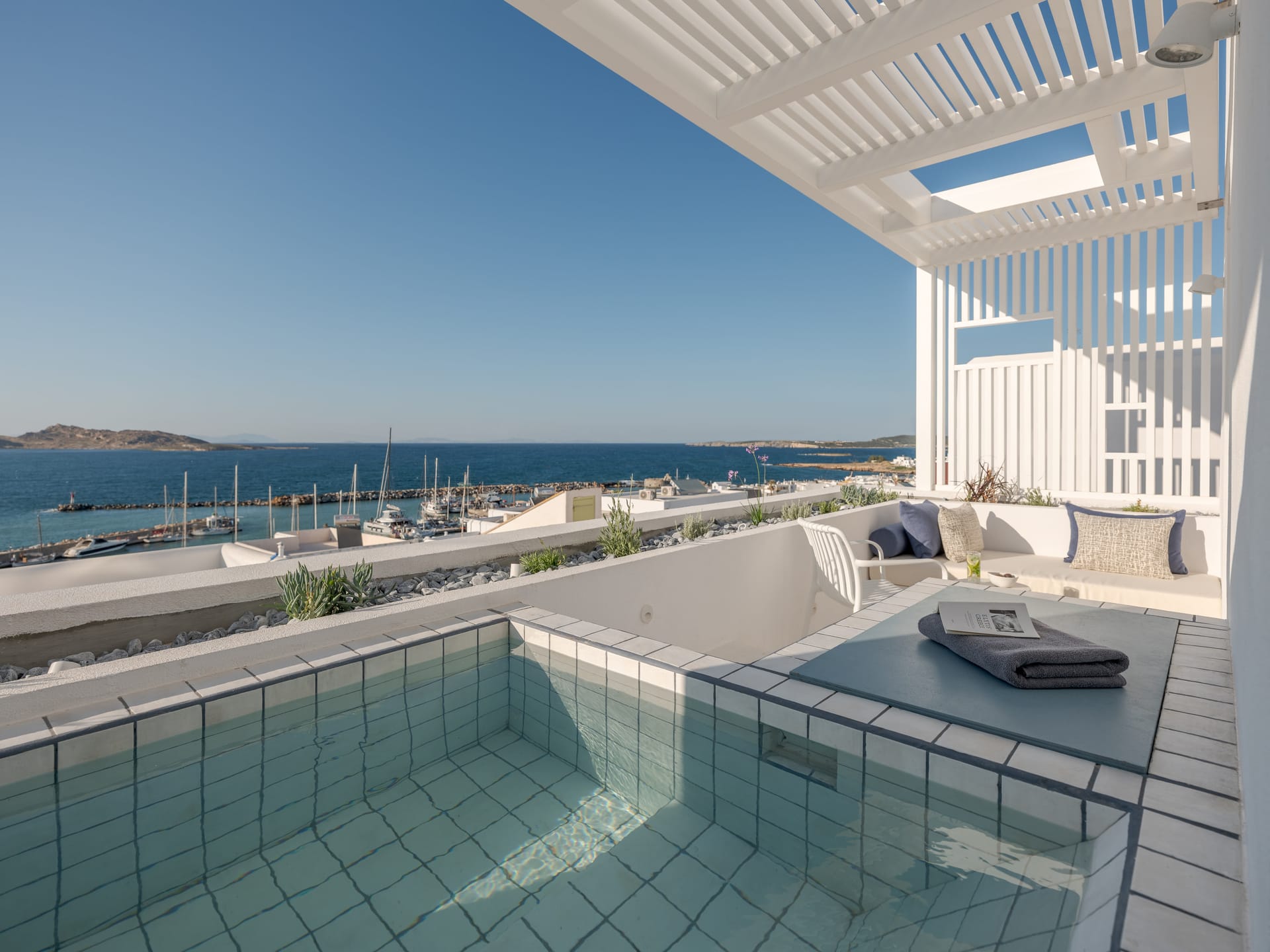 Aegean Colors Paros - DLXBL - 35