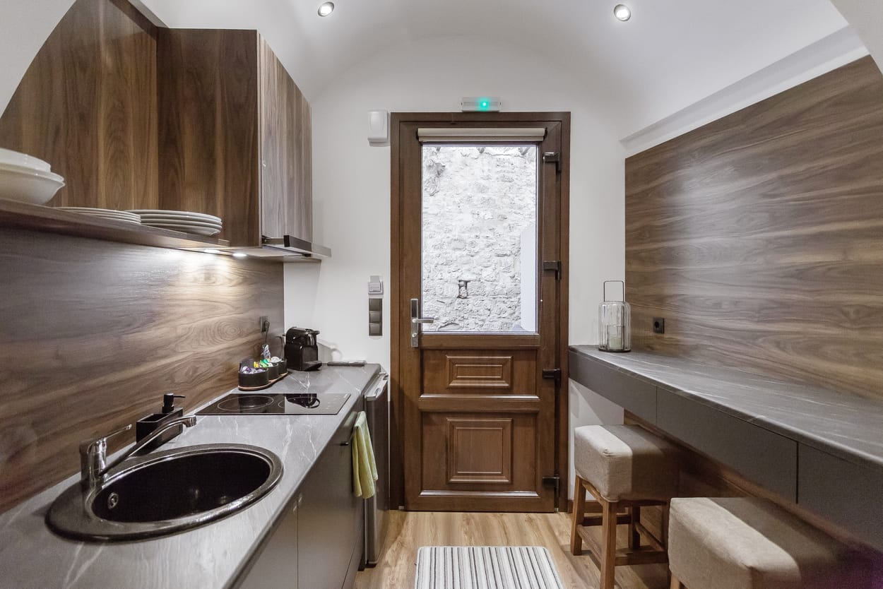 Utopia Luxury Suites  | Old Town - SPP - 22