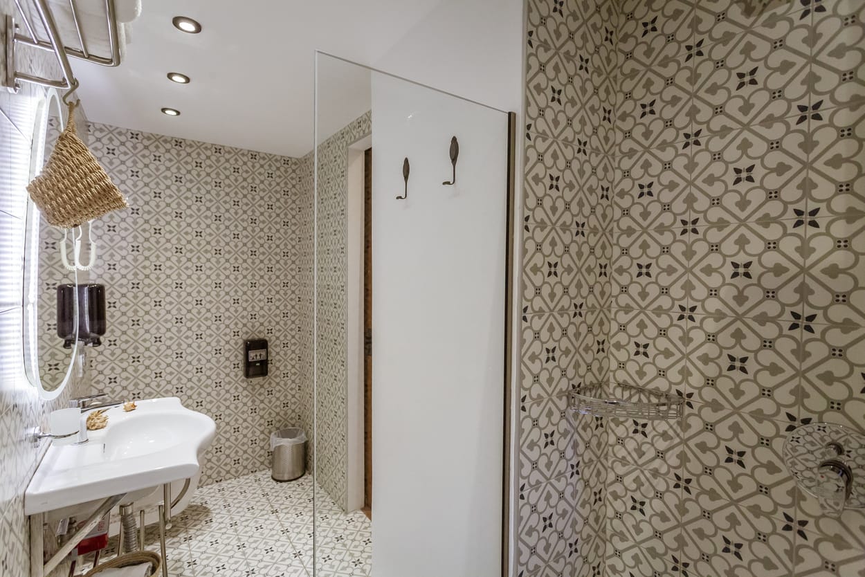 Utopia Luxury Suites  | Old Town - SPP - 23