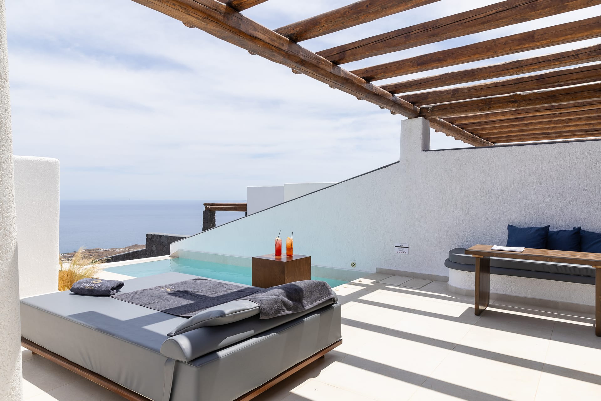 Deluxe Suite with Private Infinity Pool & Sea View