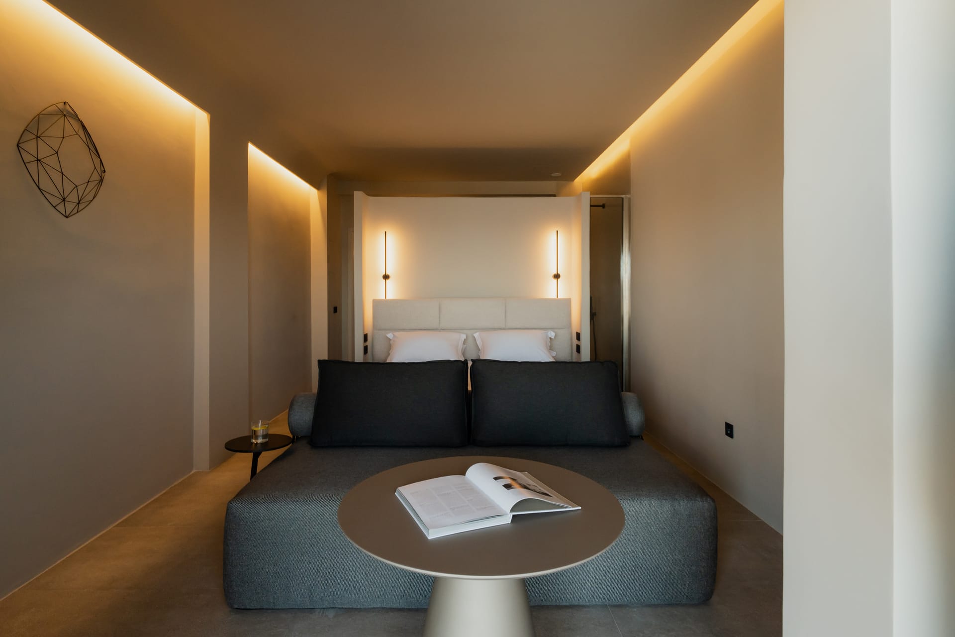 Black Diamond Suites - COSMIC - 2