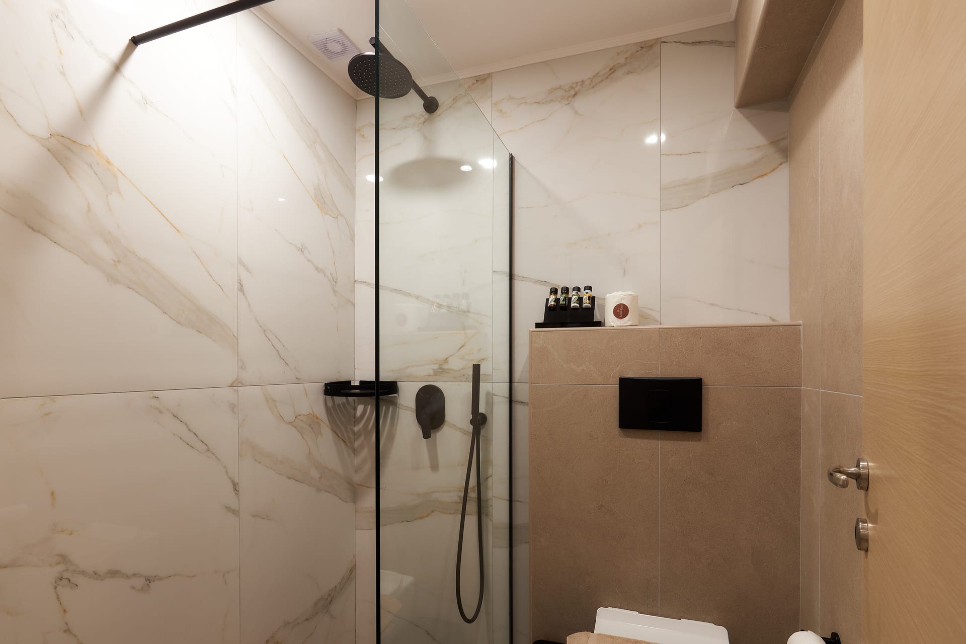 Lotus Rise Hotel - STDR - 6