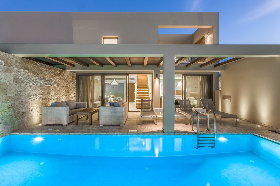 Presidential Maisonette Sea Front with Private Pool