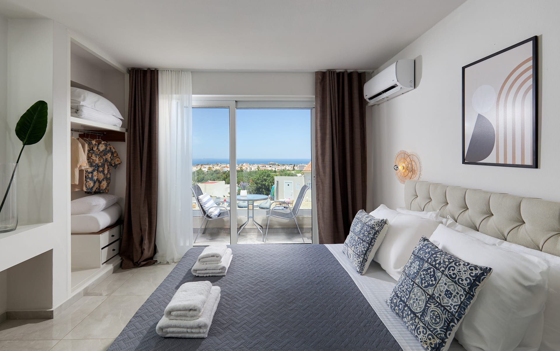Superior Triple Suite Sea View