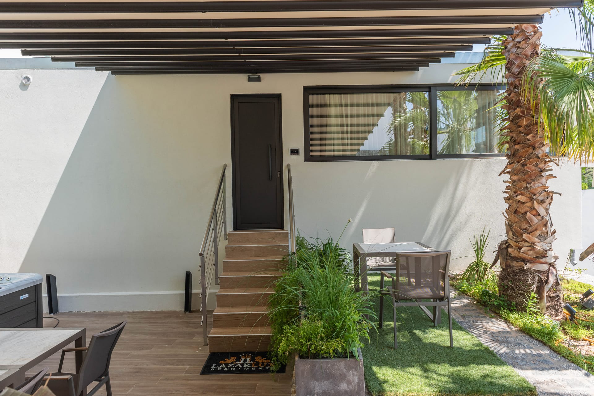 Lazar Lux Suites - JUSUIT - 6