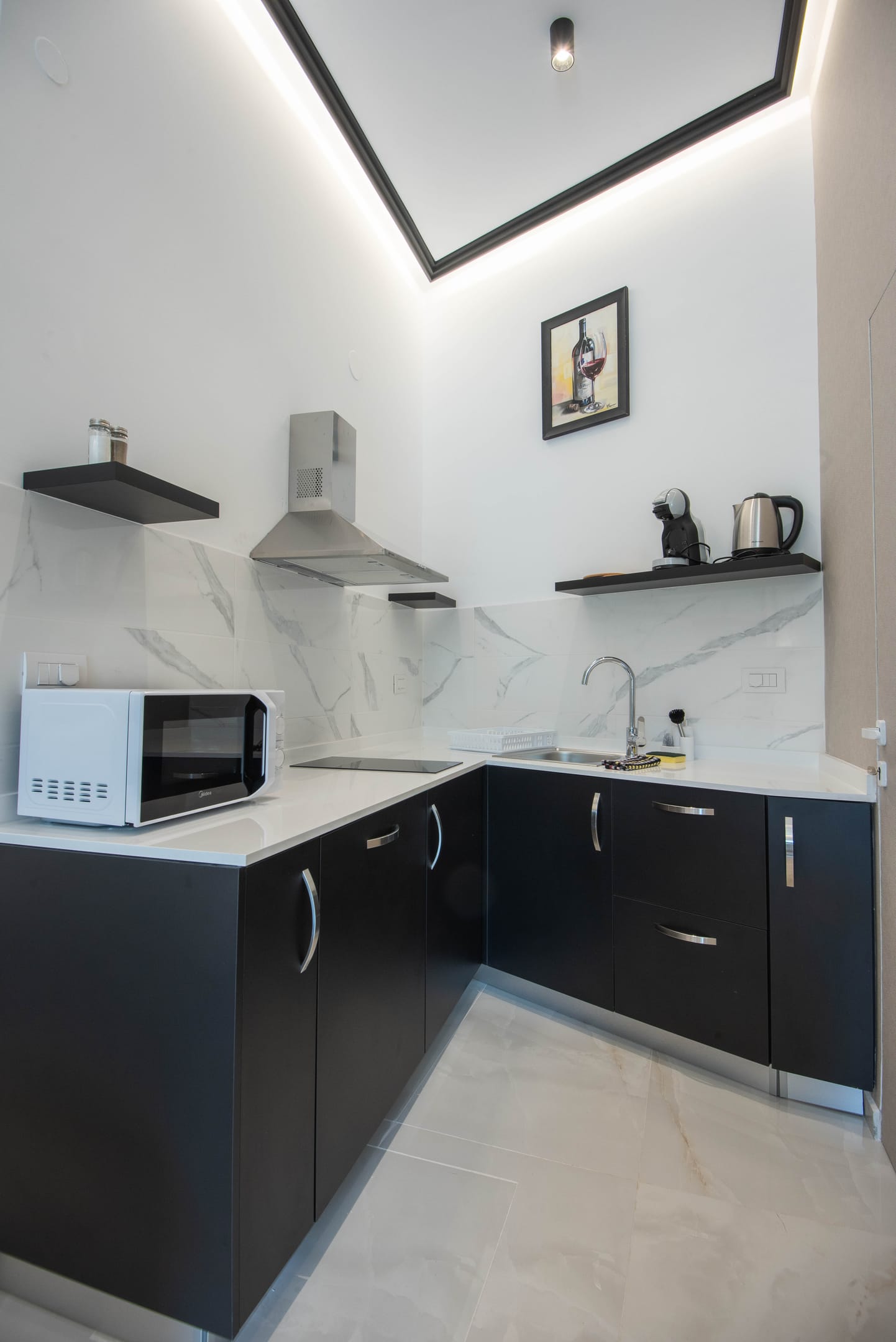 Lazar Lux Suites - JUSUIT - 11