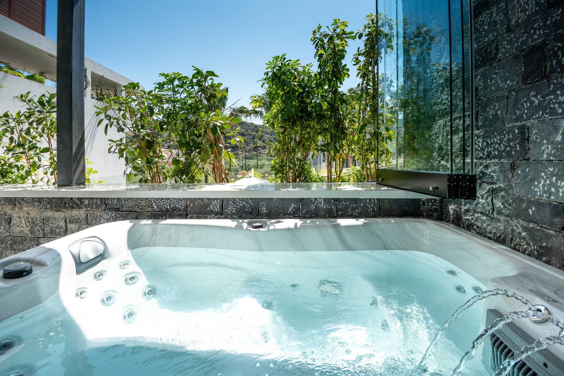 Lazar Lux Suites - JUSUIT - 13