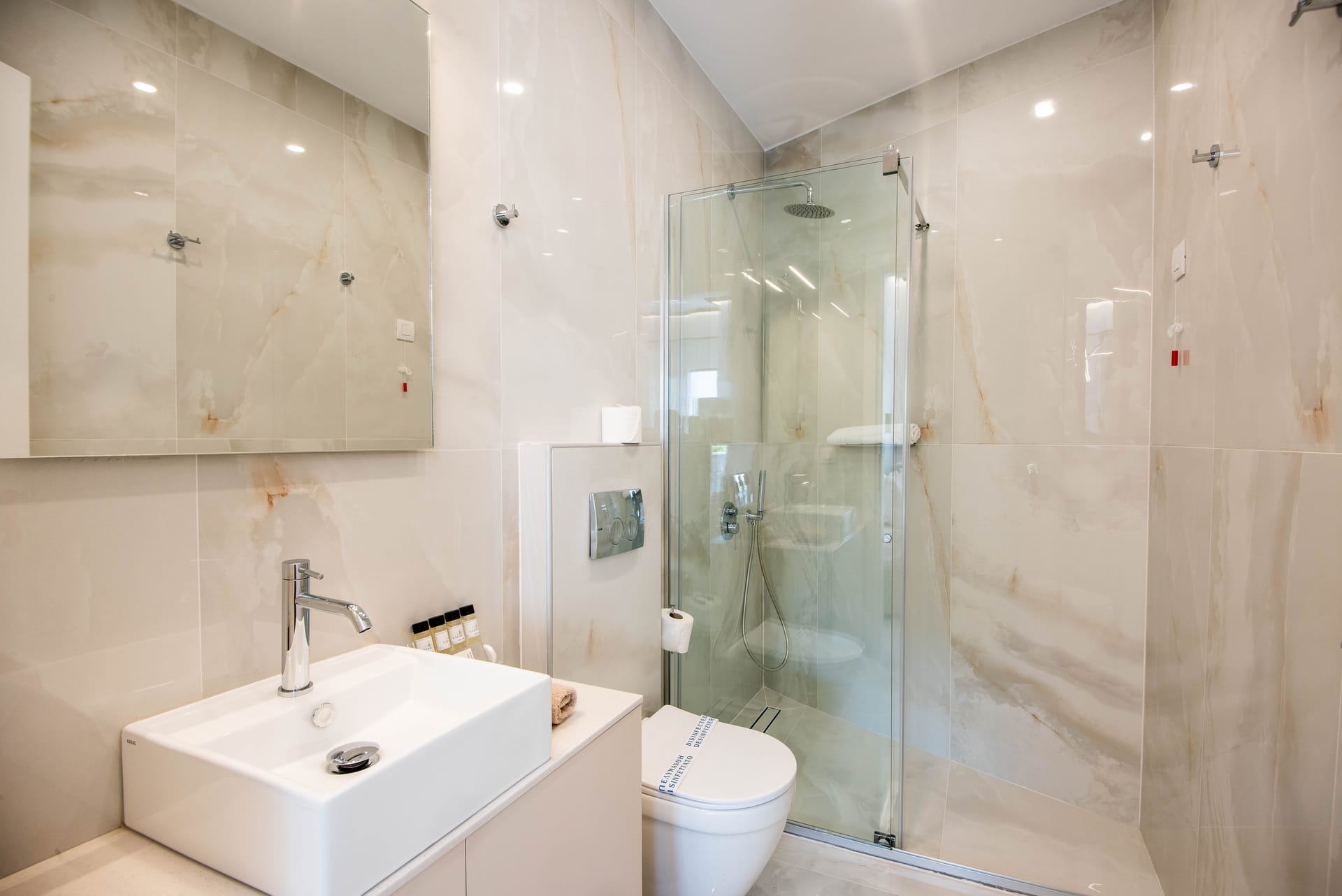 Lazar Lux Suites - JUSUIT - 16