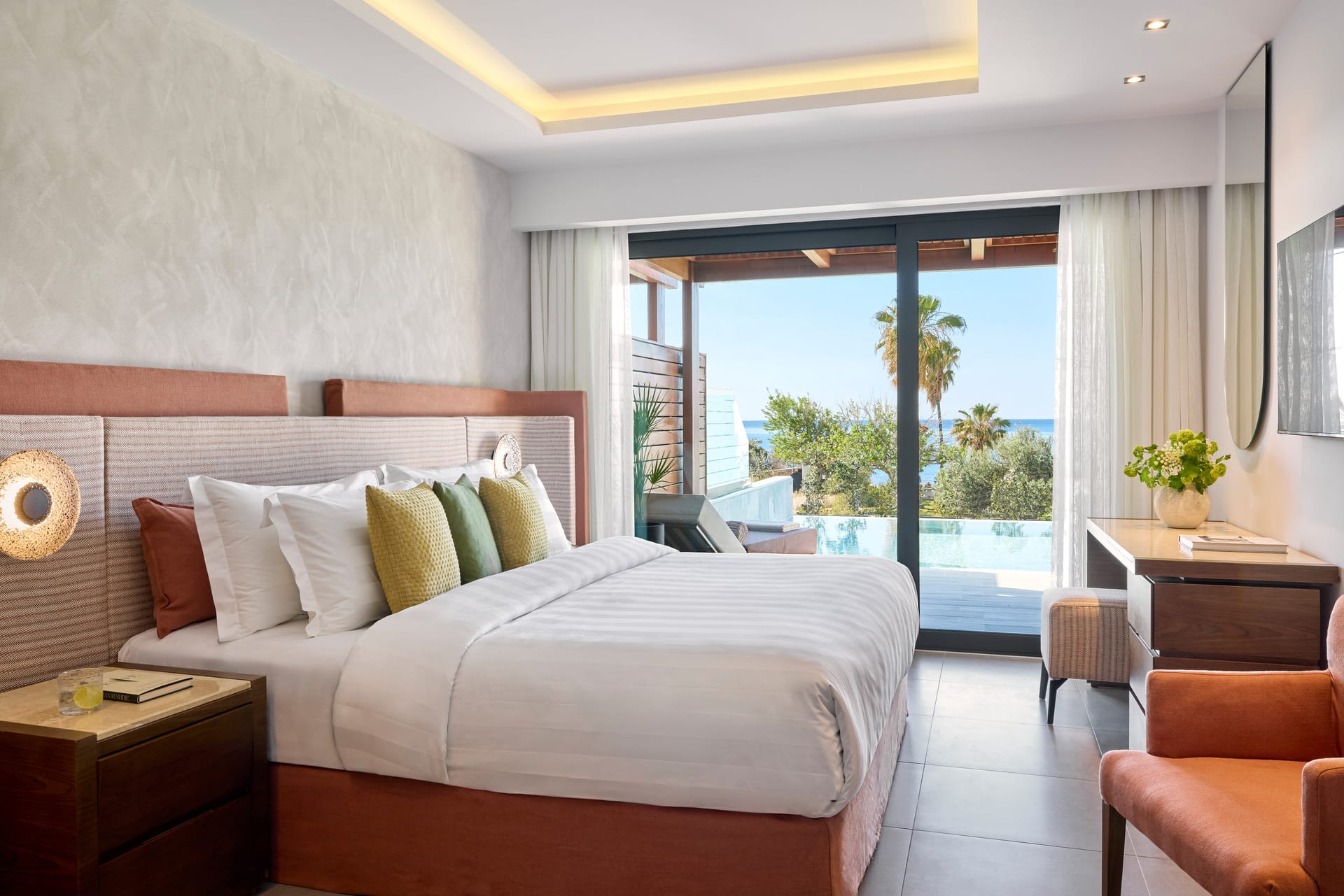 Junior Suite with Private Pool & Partial Sea View