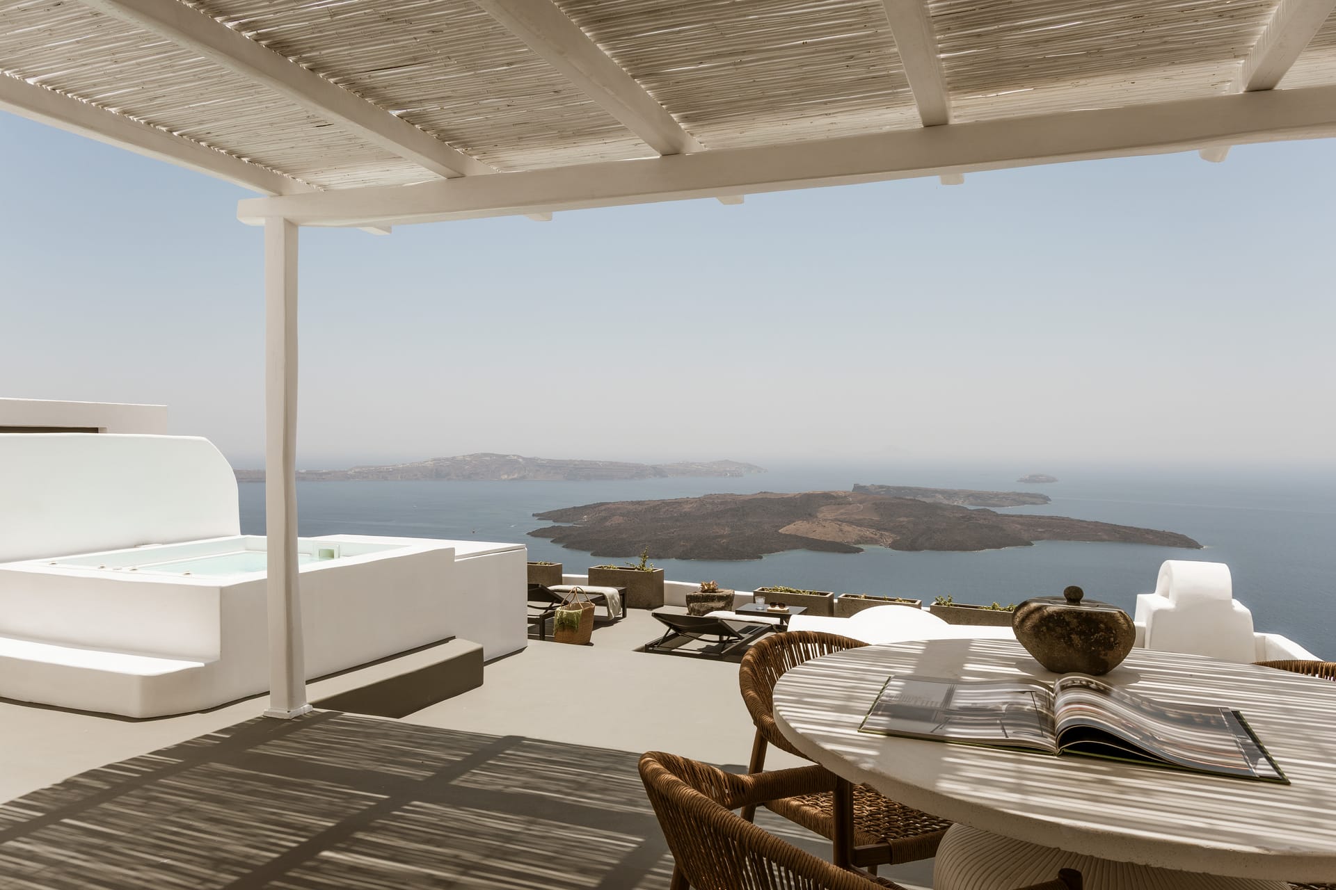 Two Bedroom Executive Suite – Grand Terrace with Panoramic Caldera Sea View and Hot Tub