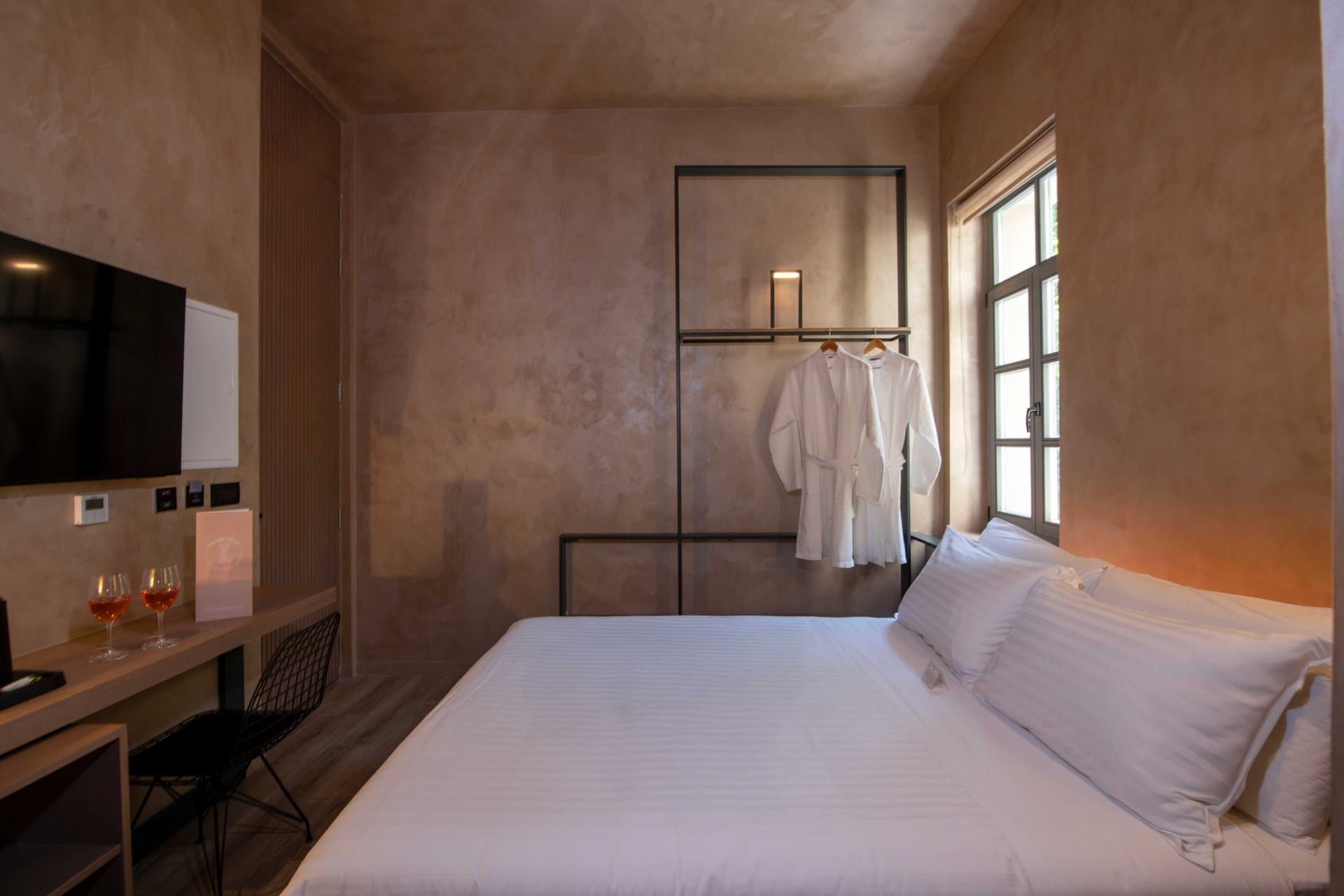 Double Room – Backyard