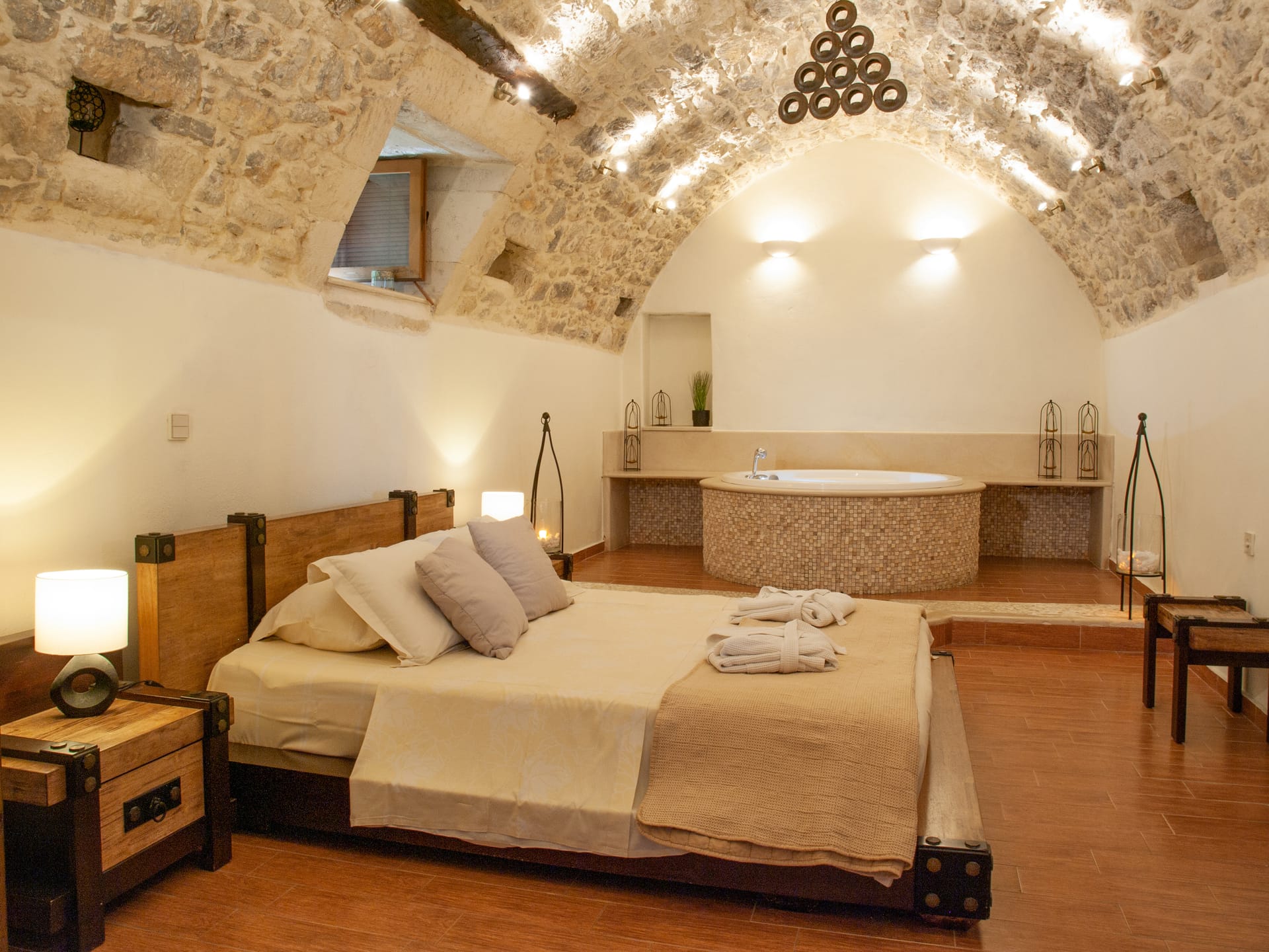 Tholos | Superior Suite 2 room 73 sqm