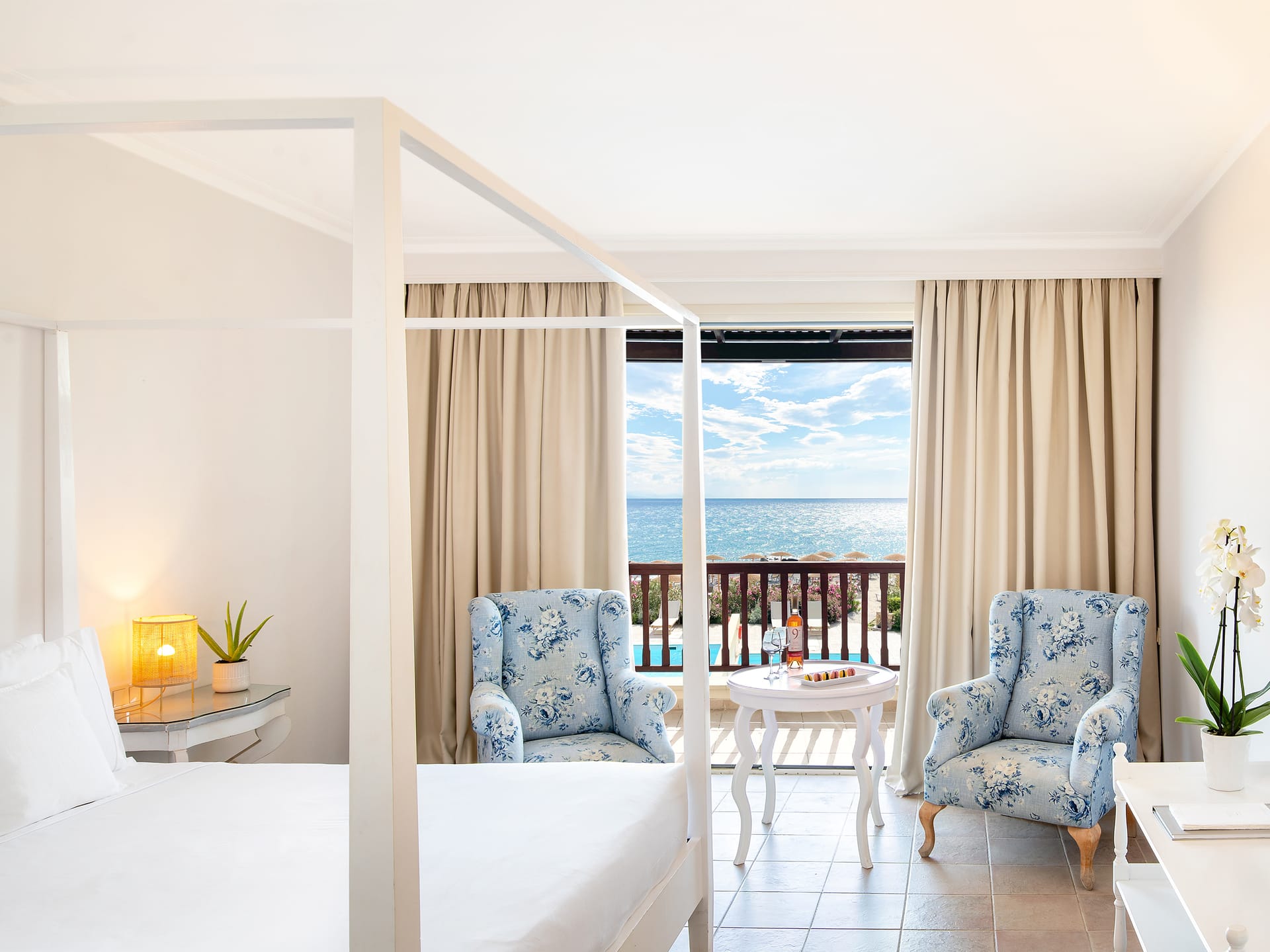 Bungalow 1st Row Sea View