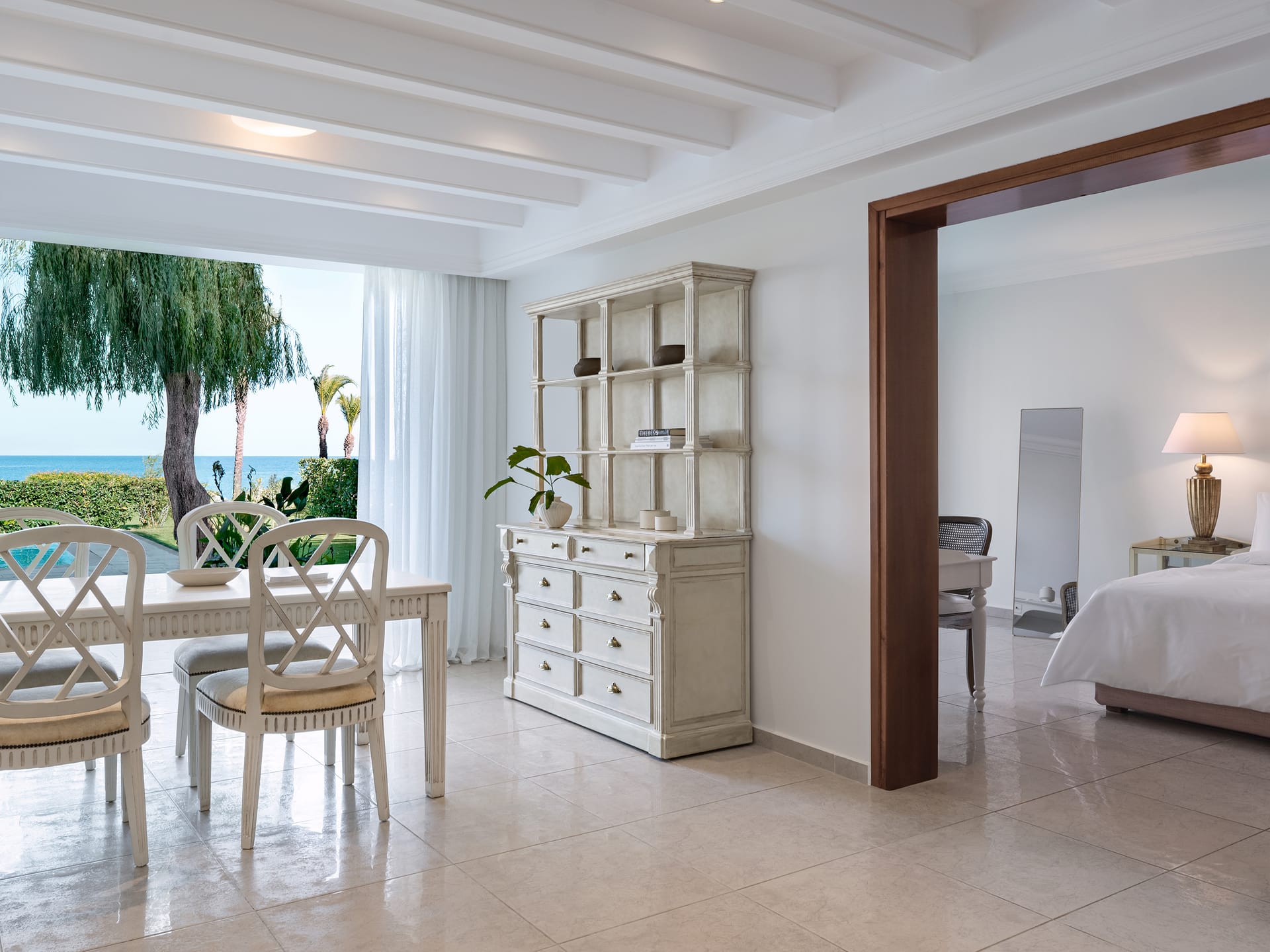 4 Bedroom Villa Beachfront with Private Pool