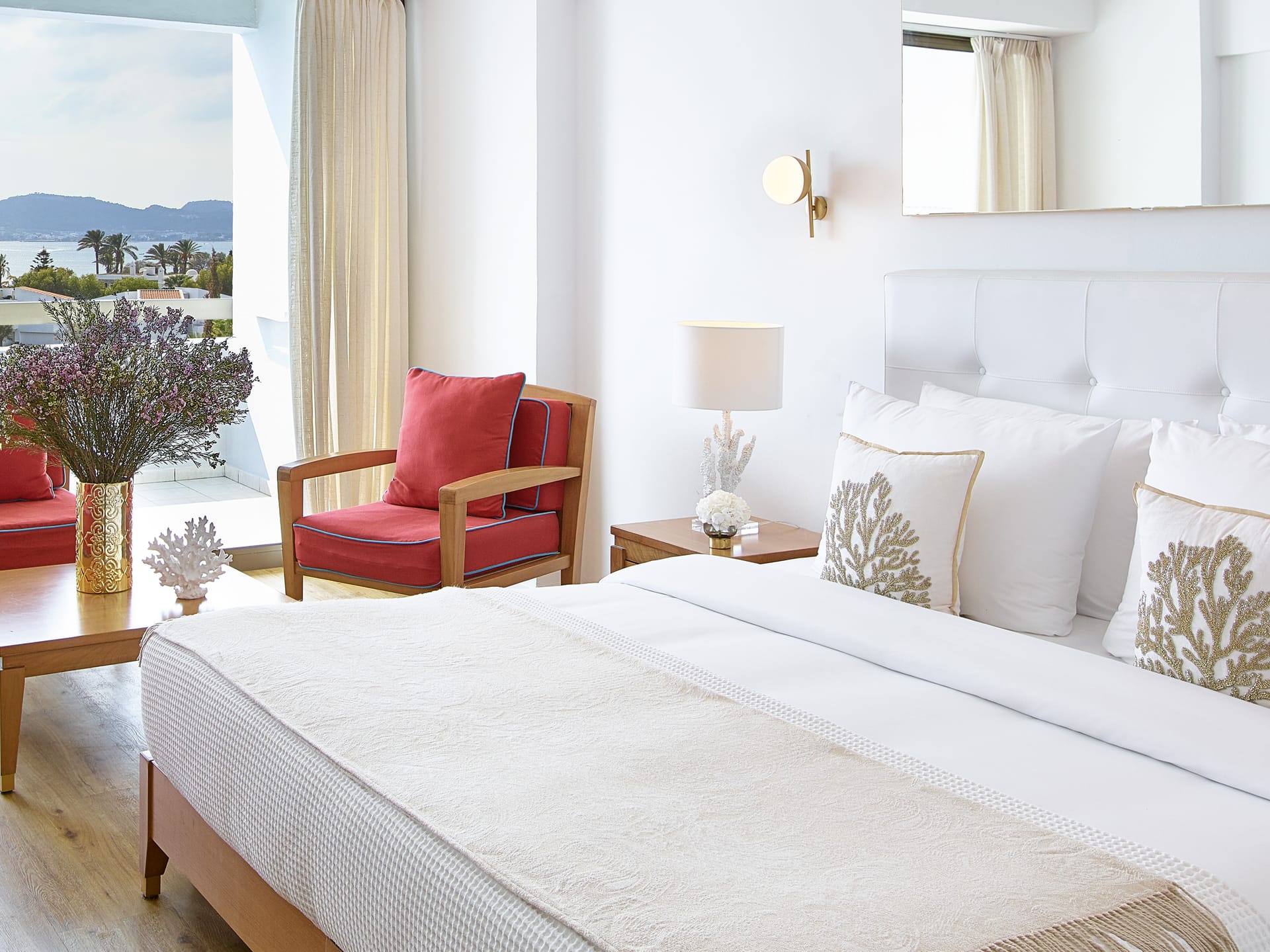 Superior Guestroom Side Sea View