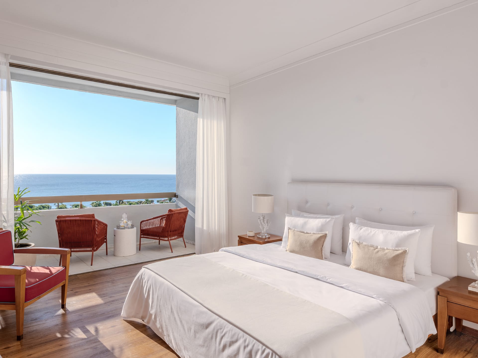 LUX ME Sea View Guestroom