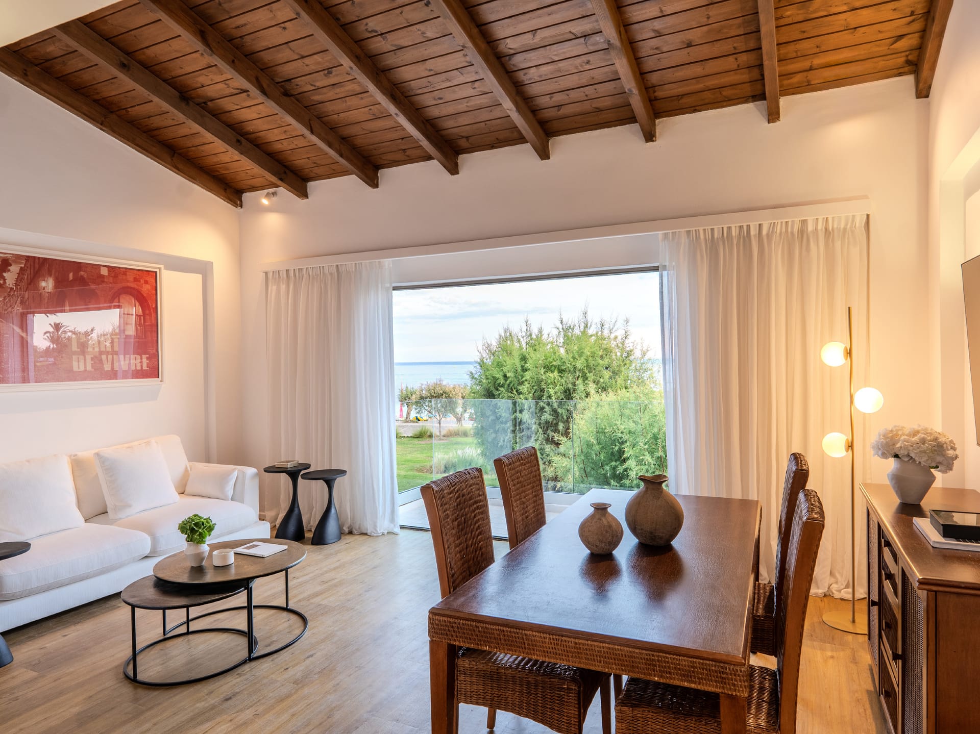 2-Bedroom Bungalow Suite Sea View