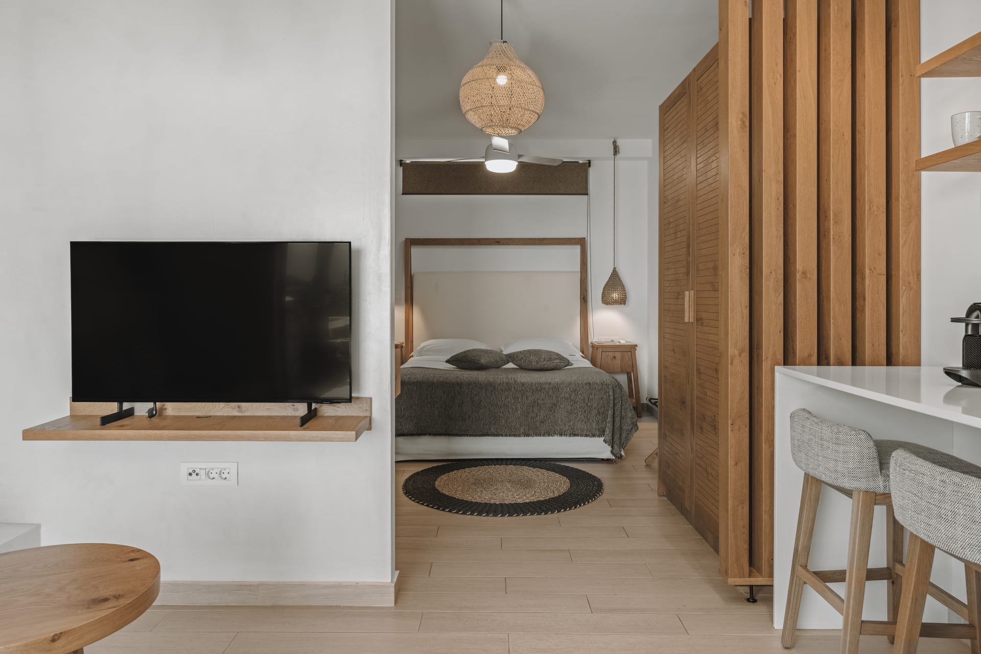 Deluxe One Bedroom Apartment Sea View