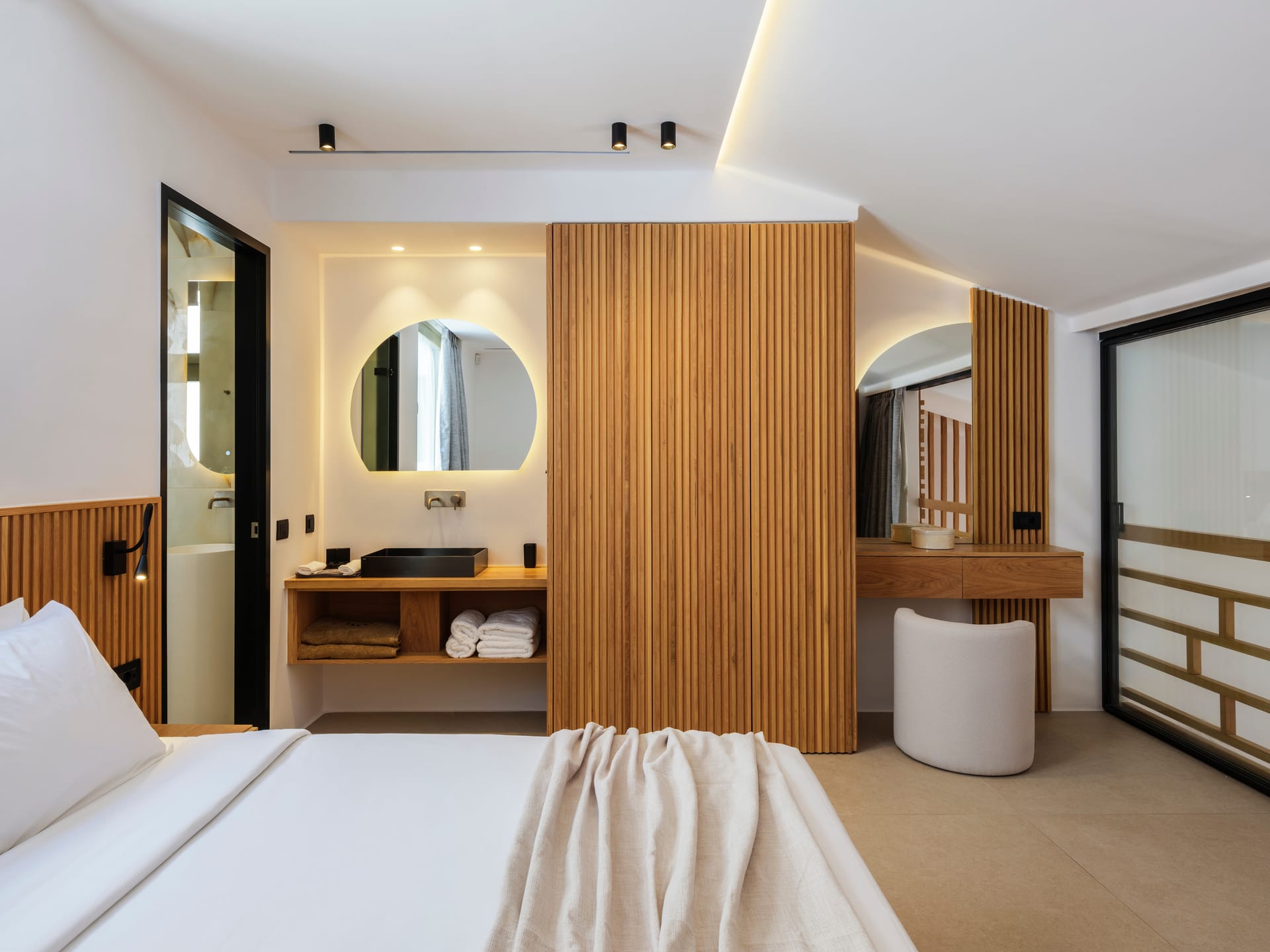 Panormos Bay Collection – Royal Maisonette