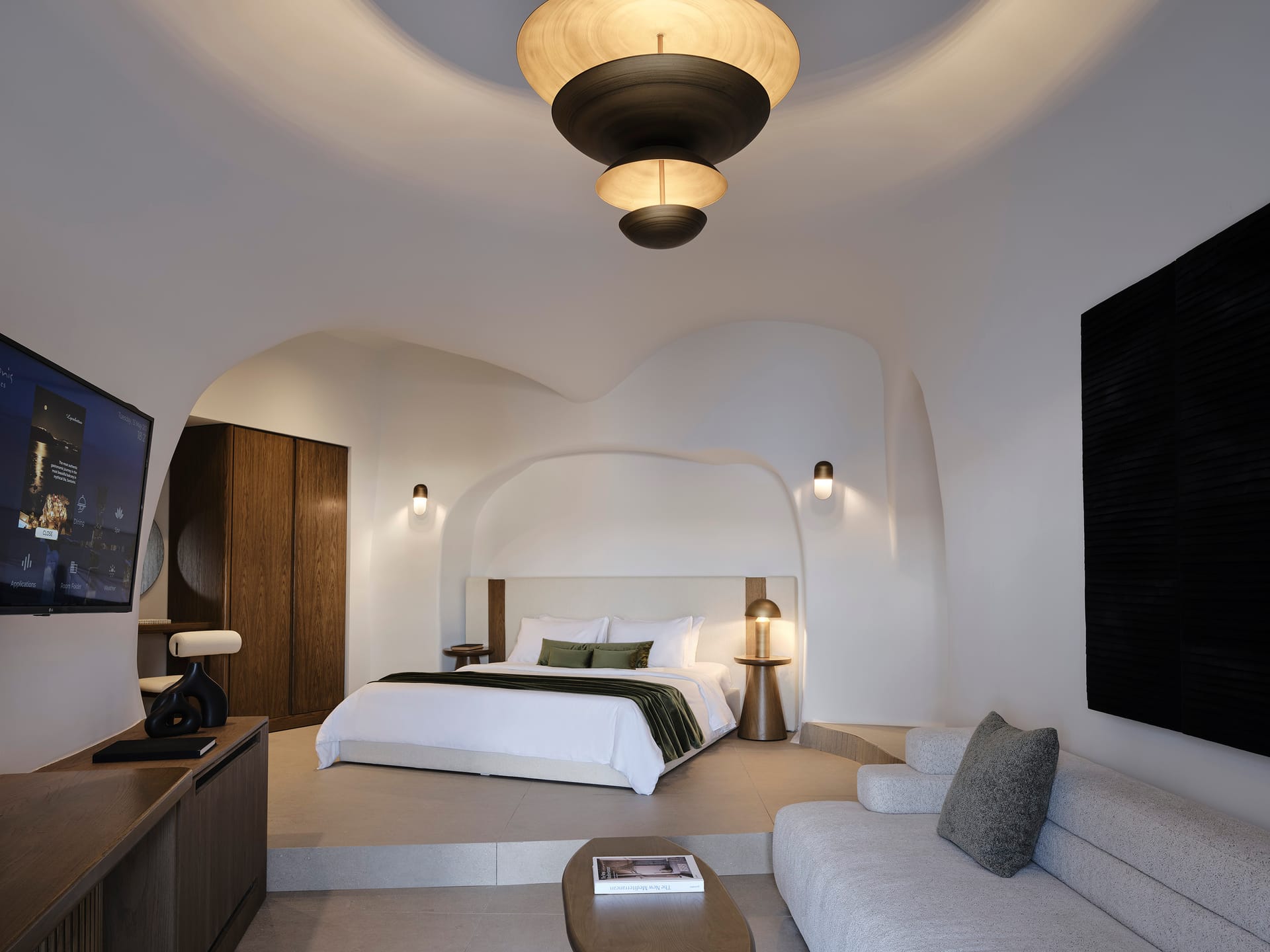 Deluxe Suite with indoor Hot tub