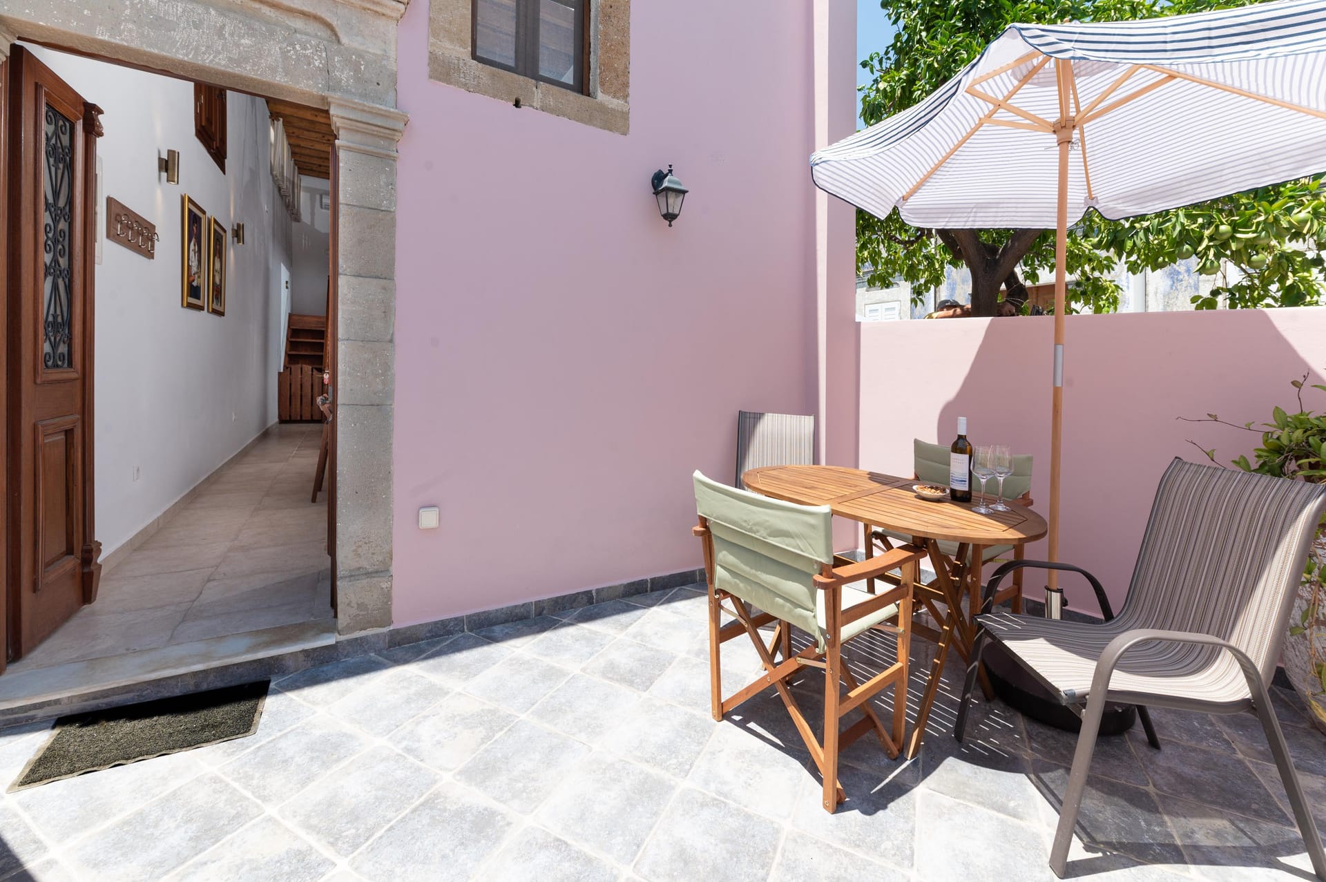 Casa Porolithos I