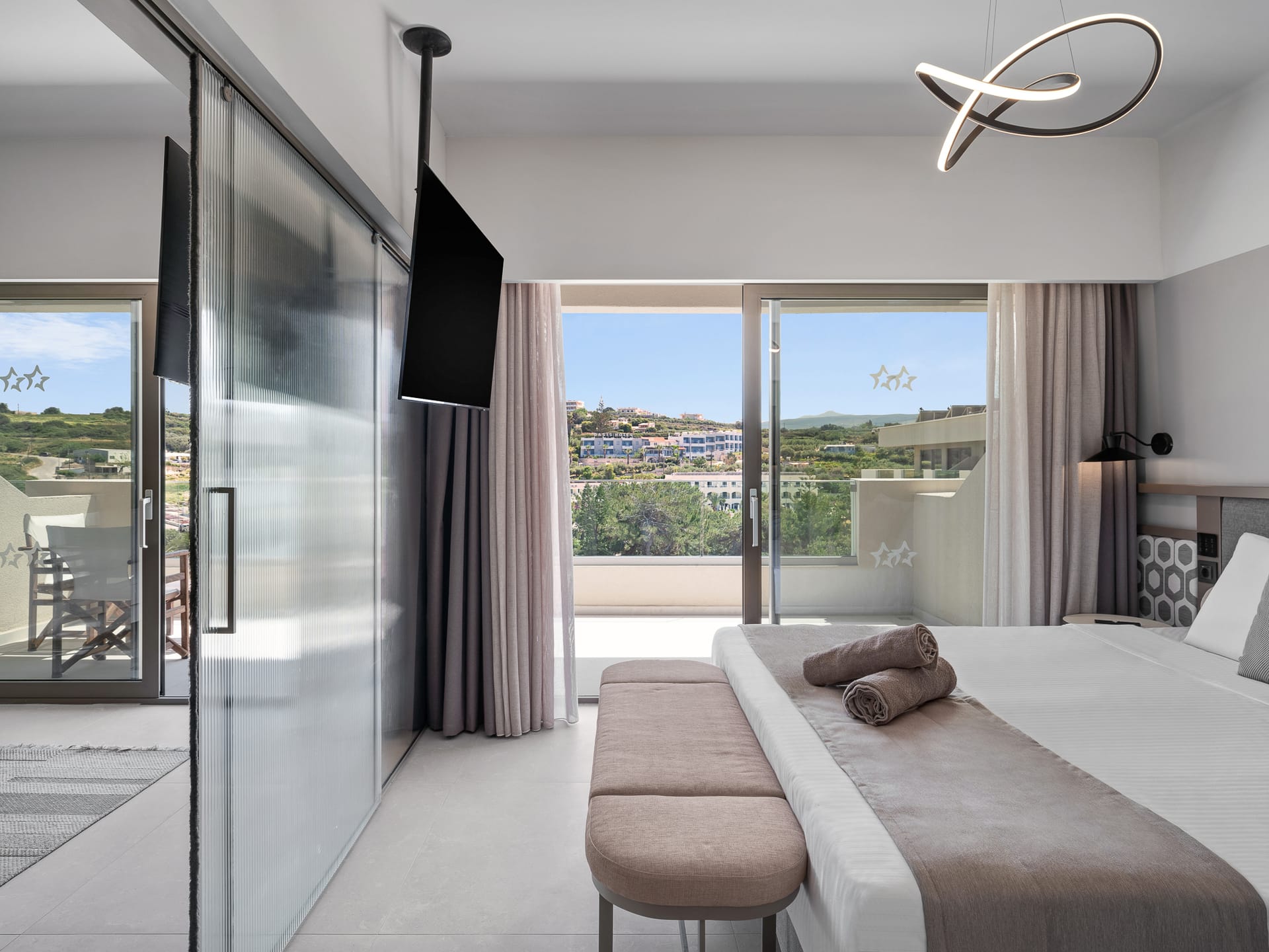 Junior Suite Mountain View