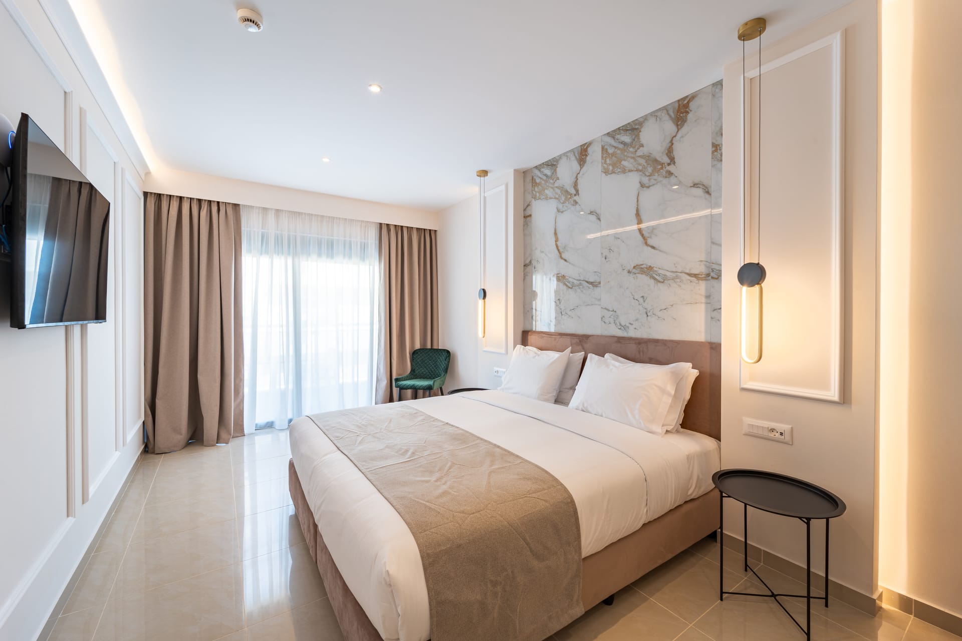 Philia Center Suites - DLXDBL - 17