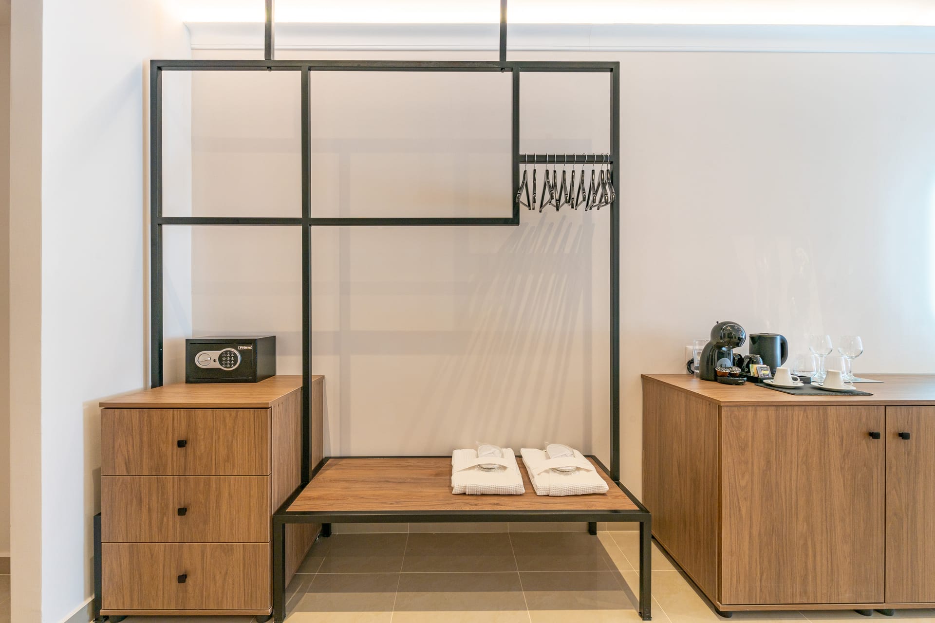 Philia Center Suites - DLXJN - 3