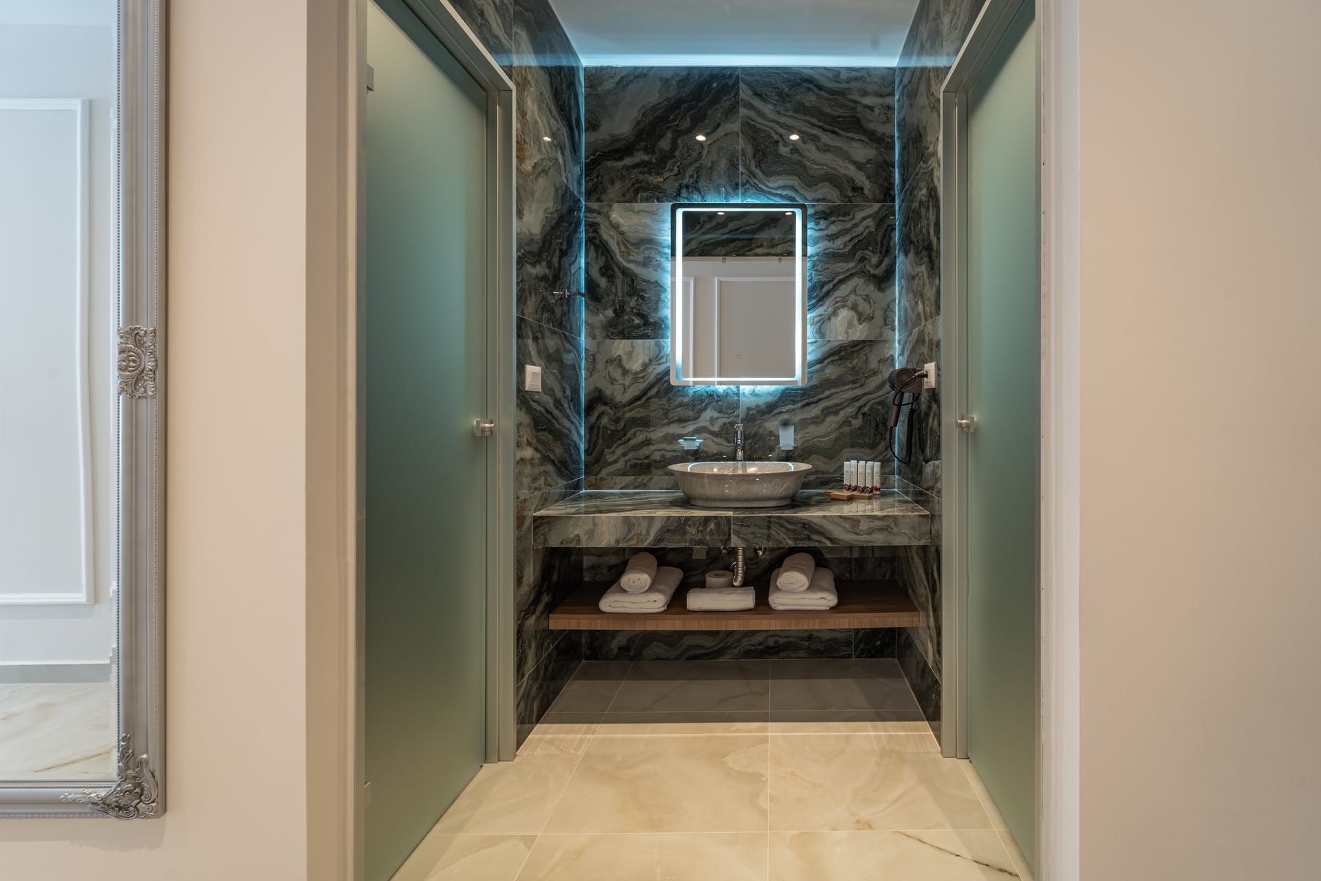 Philia Center Suites - DLXJN - 19
