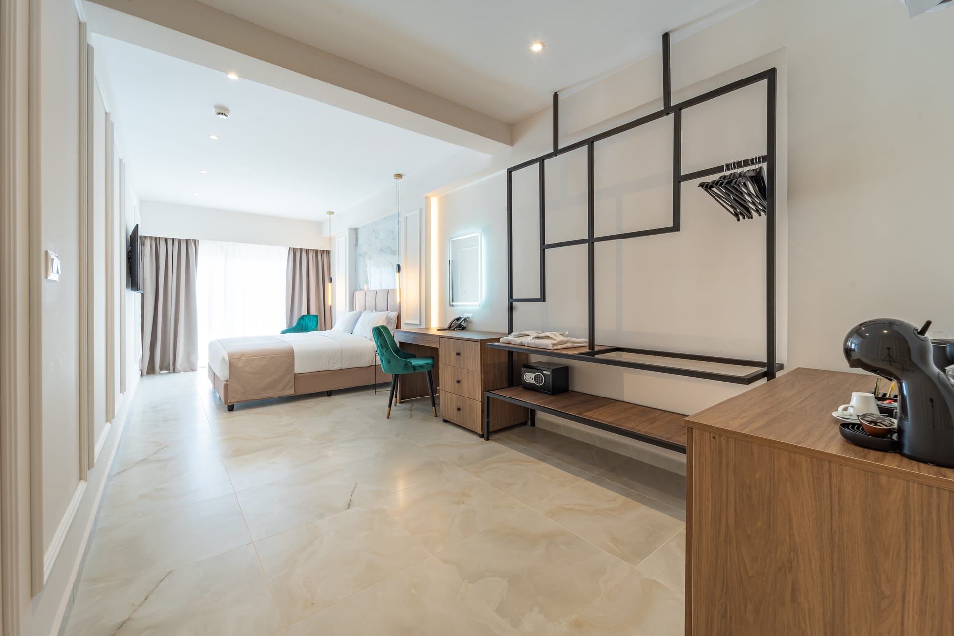 Philia Center Suites - DLXJN - 20