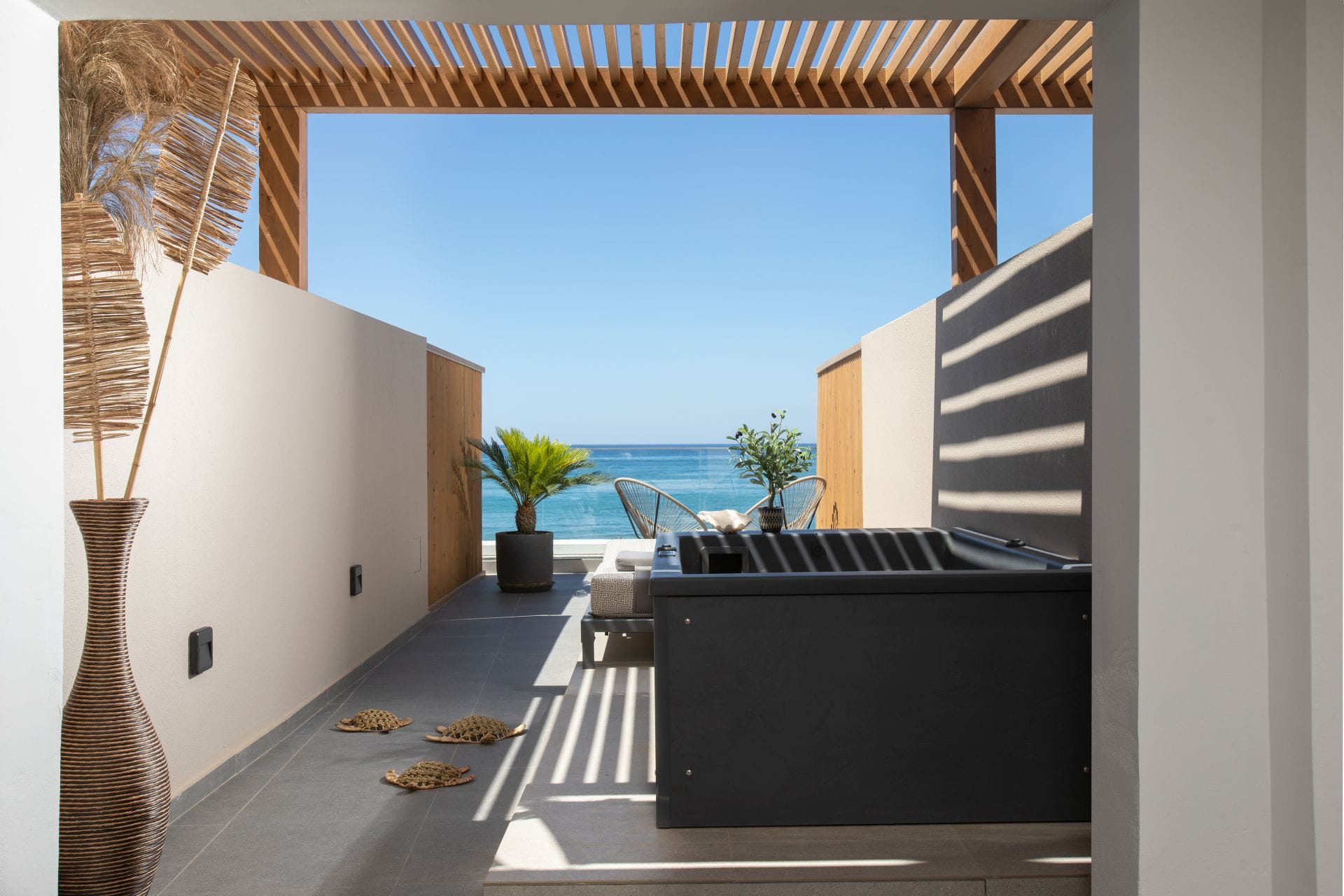 Deluxe Suite Sea view with Outdoor Jacuzzi