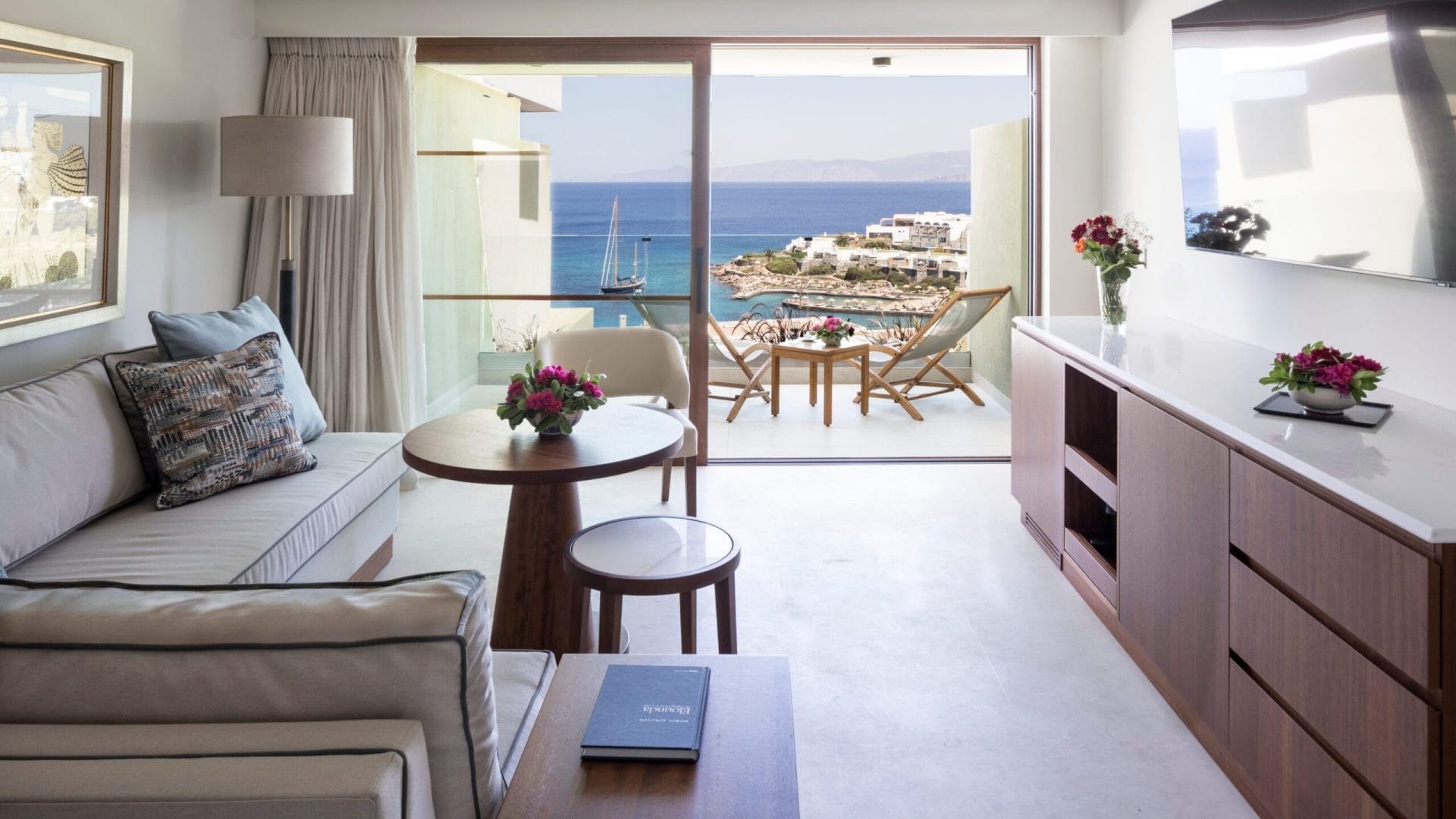 Premium Family One Bedroom Suite