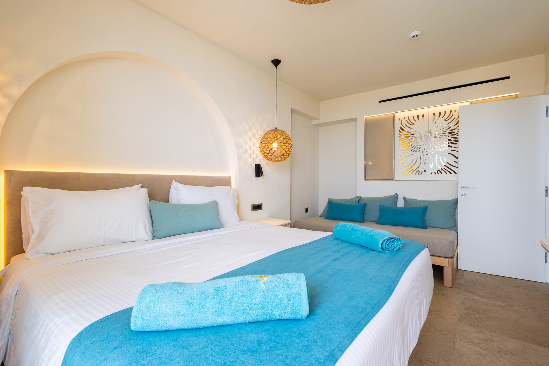 Executive Suite Private pool